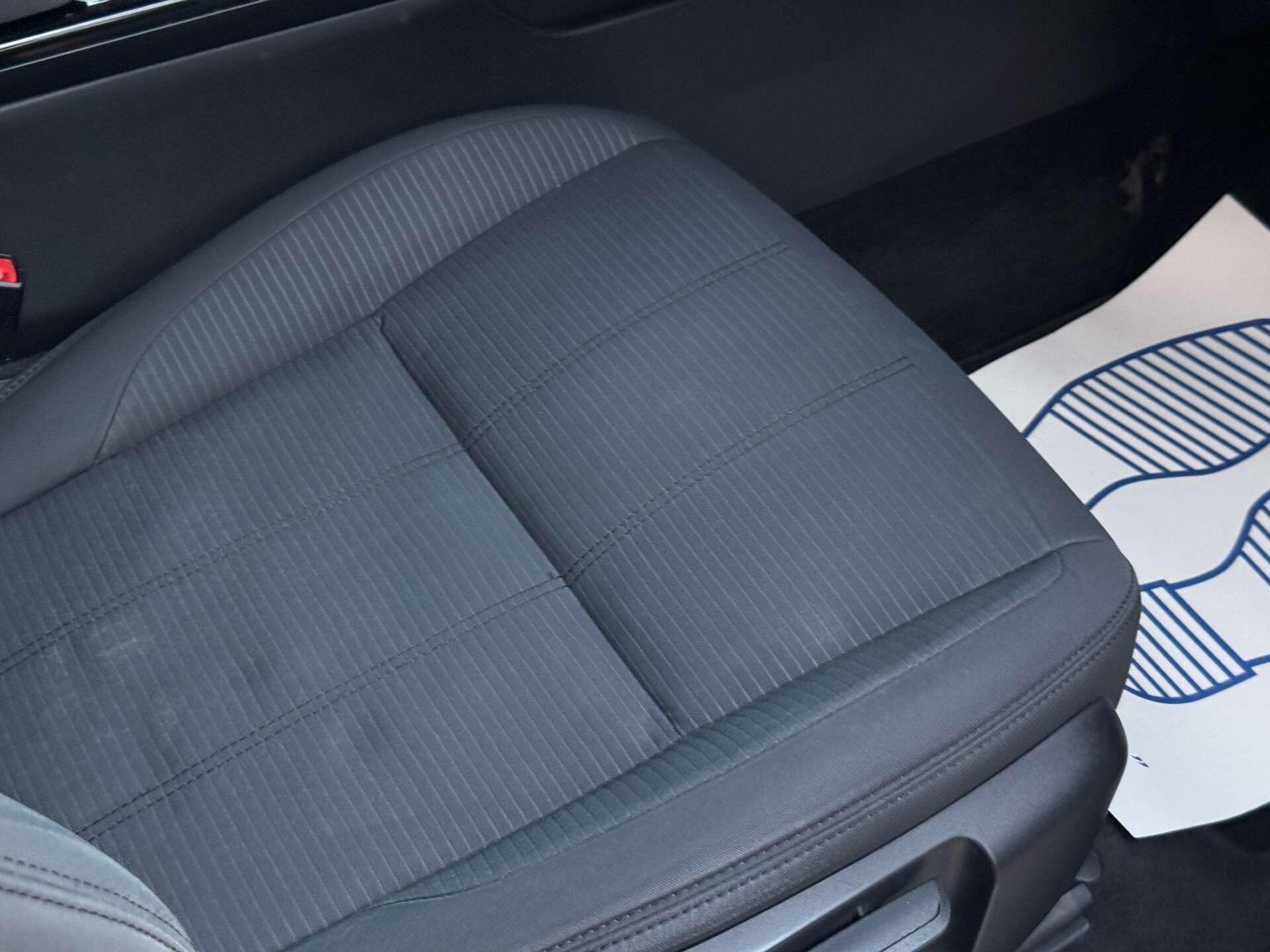 Land Rover Range Rover Evoque view 19