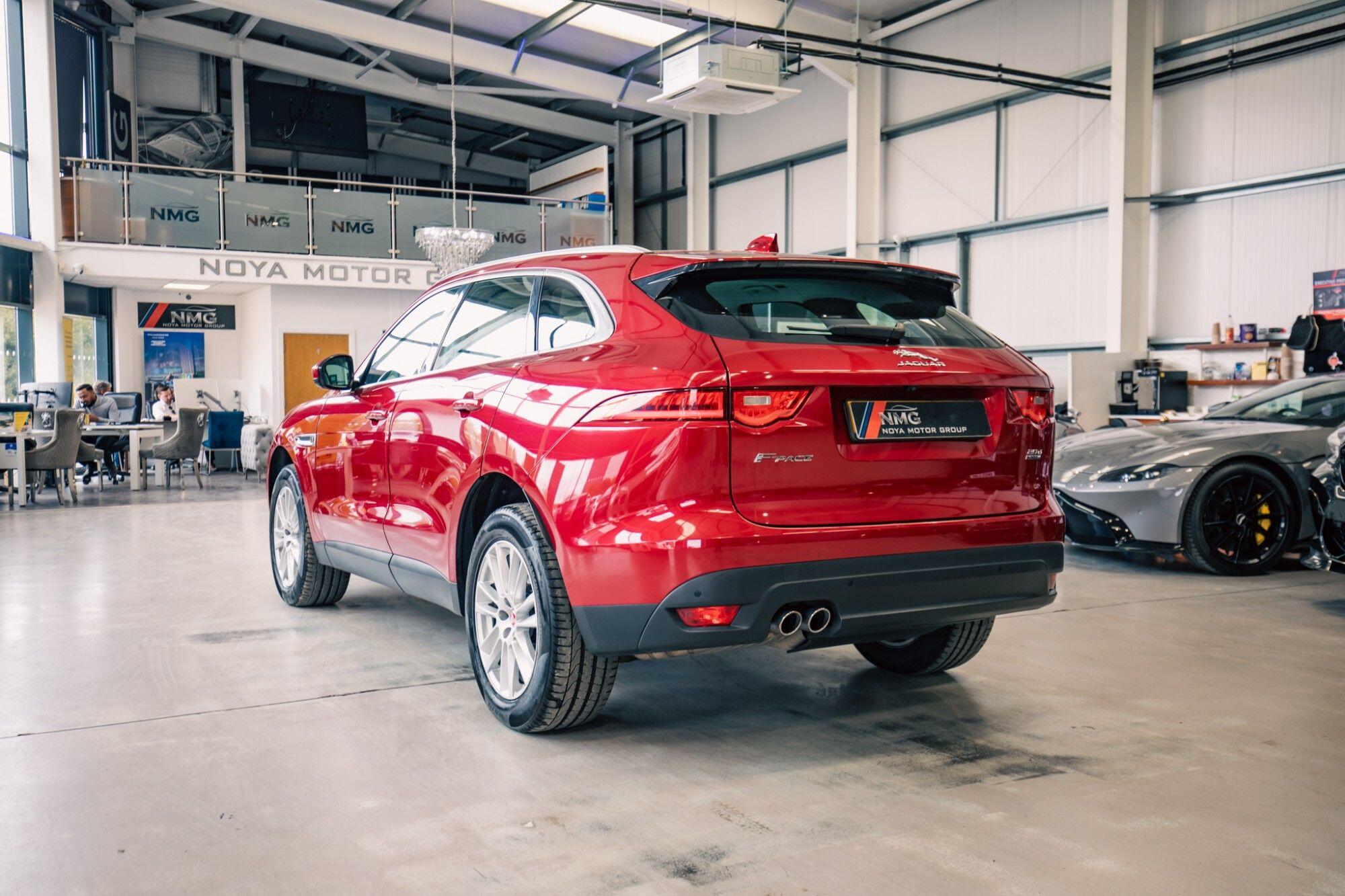 Jaguar F-Pace view 31