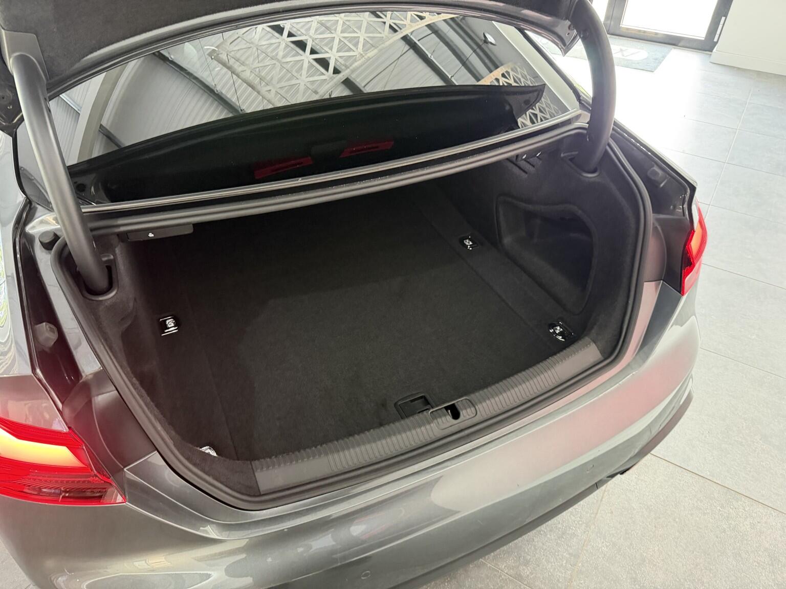 Audi A5 view 28