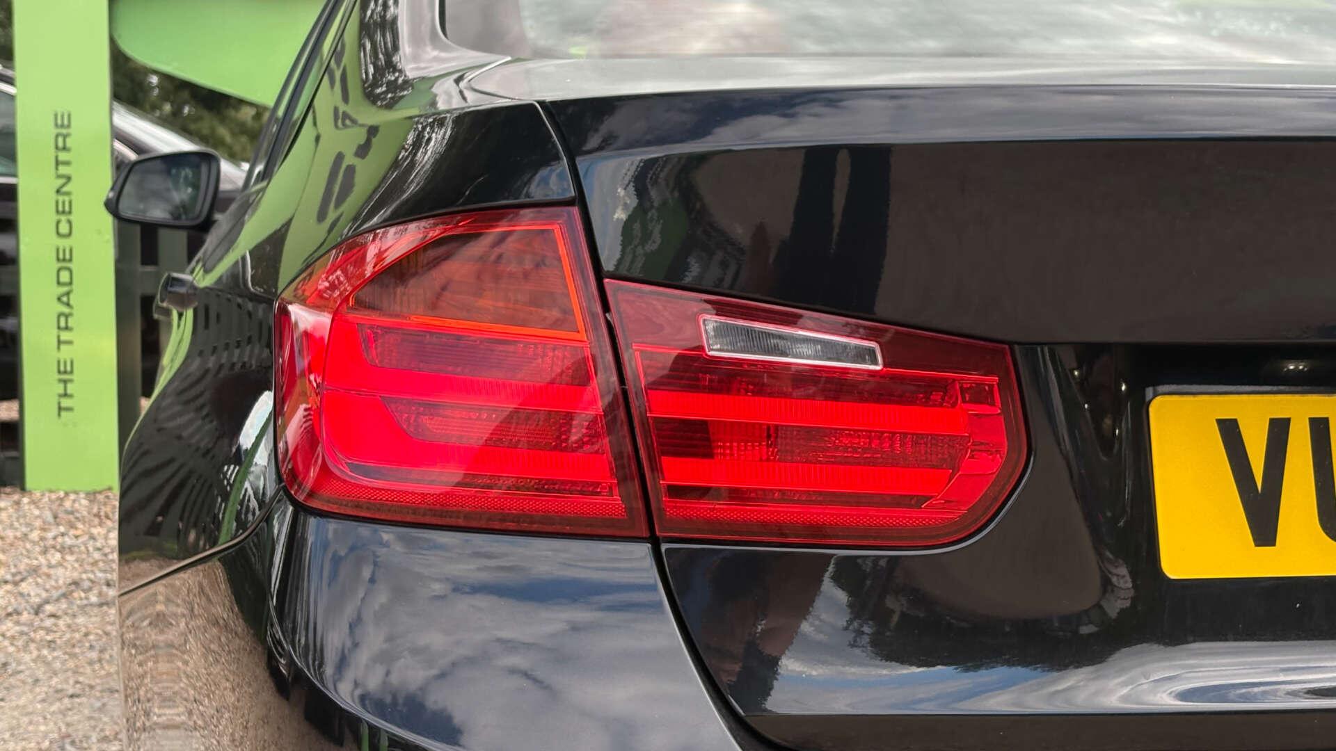 BMW 3 Series view 42