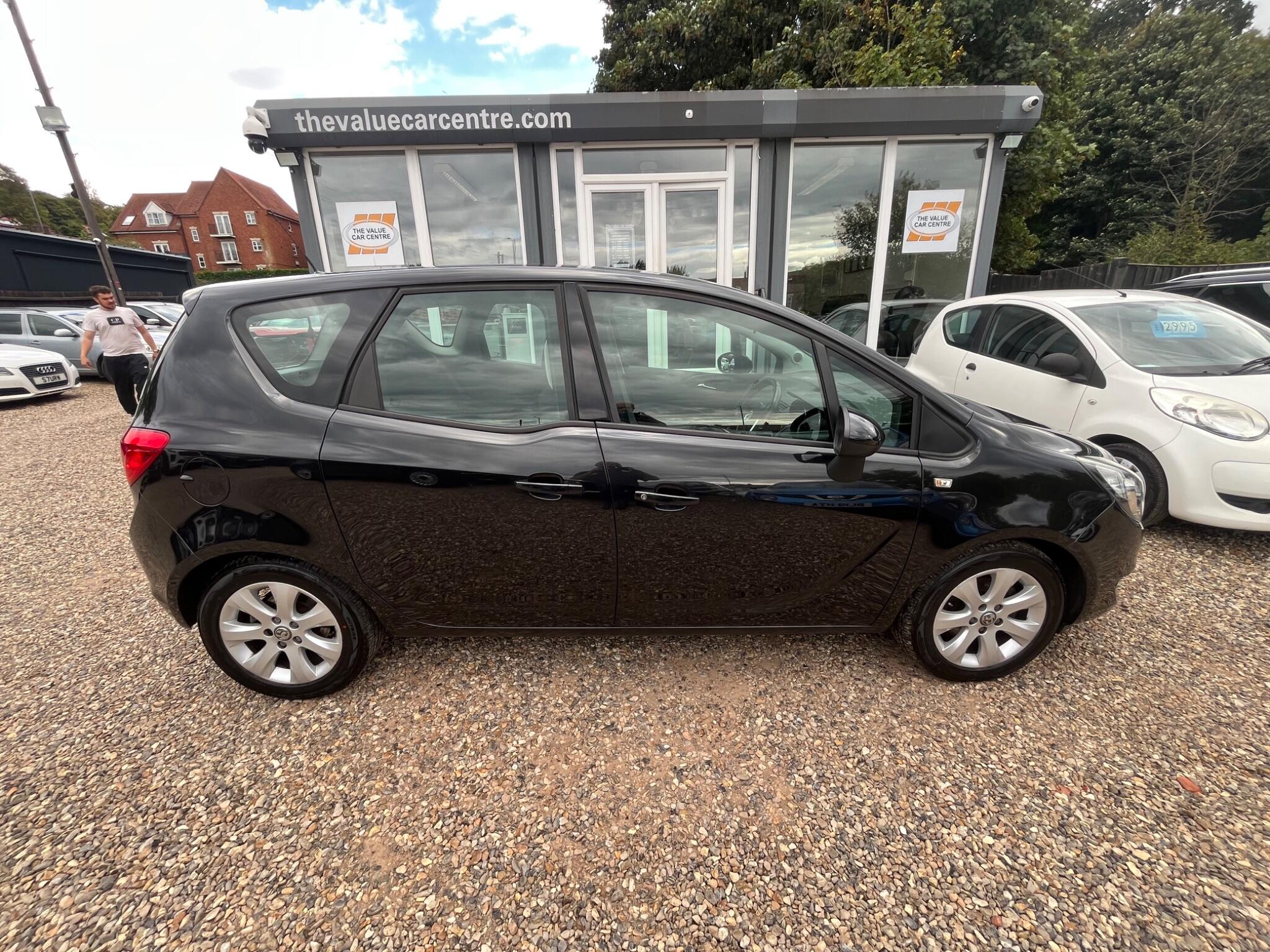 Vauxhall Meriva view 3