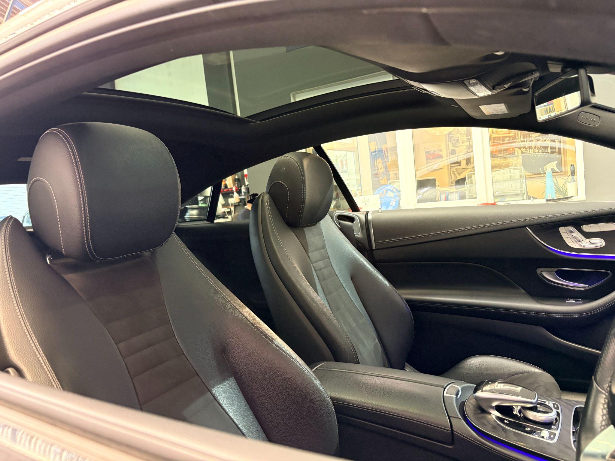 Mercedes-Benz E-Class view 37