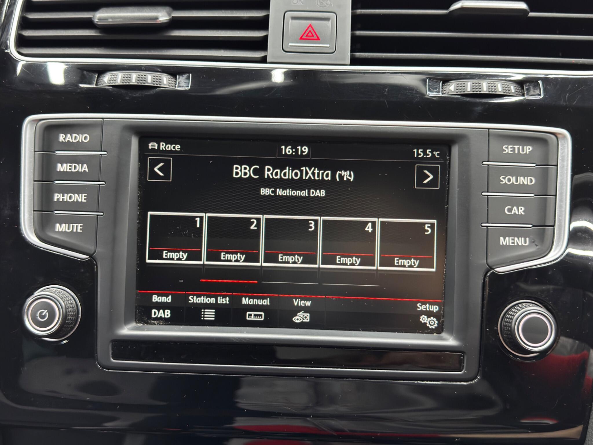 Volkswagen Golf view 31