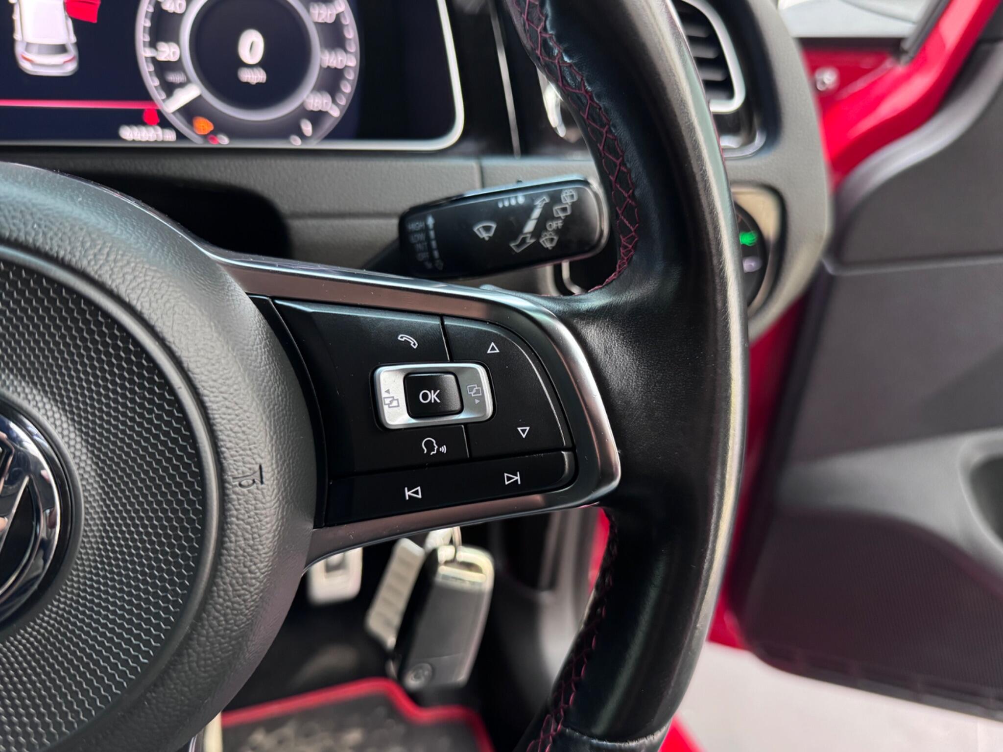 Volkswagen Golf view 30