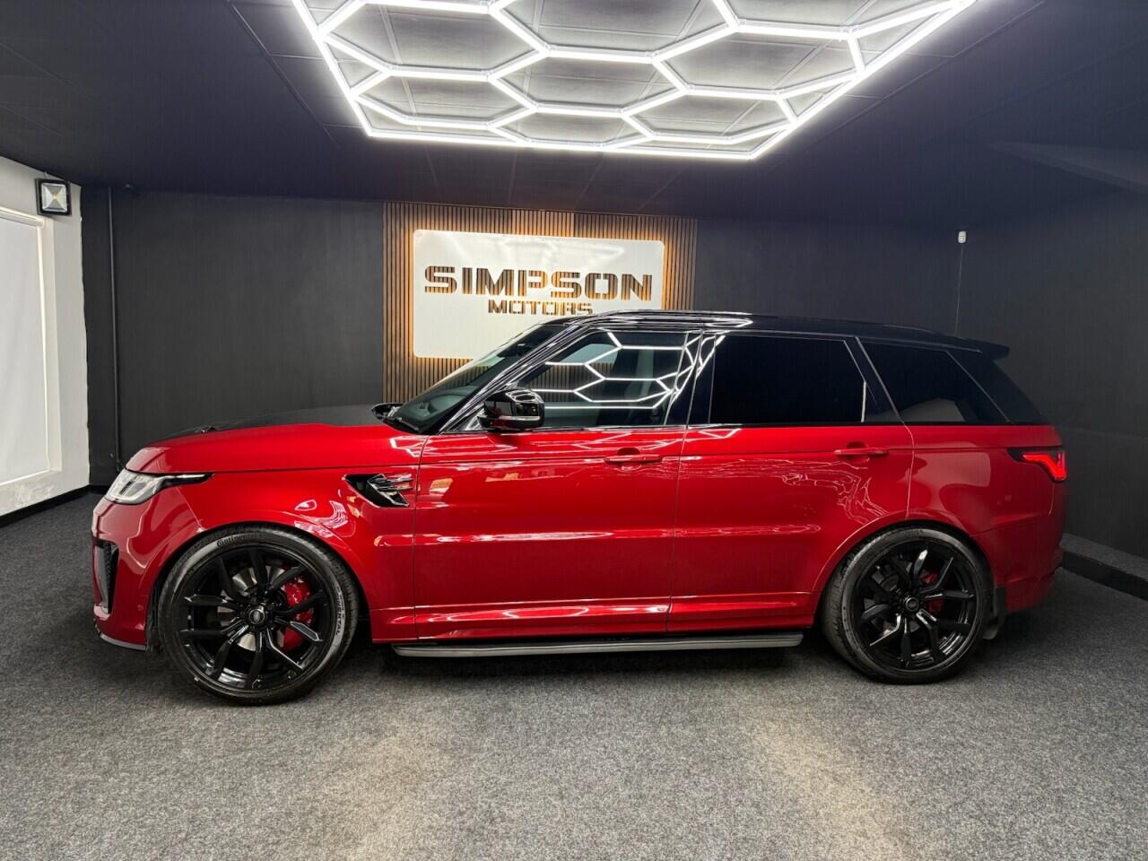 Land Rover Range Rover Sport view 4