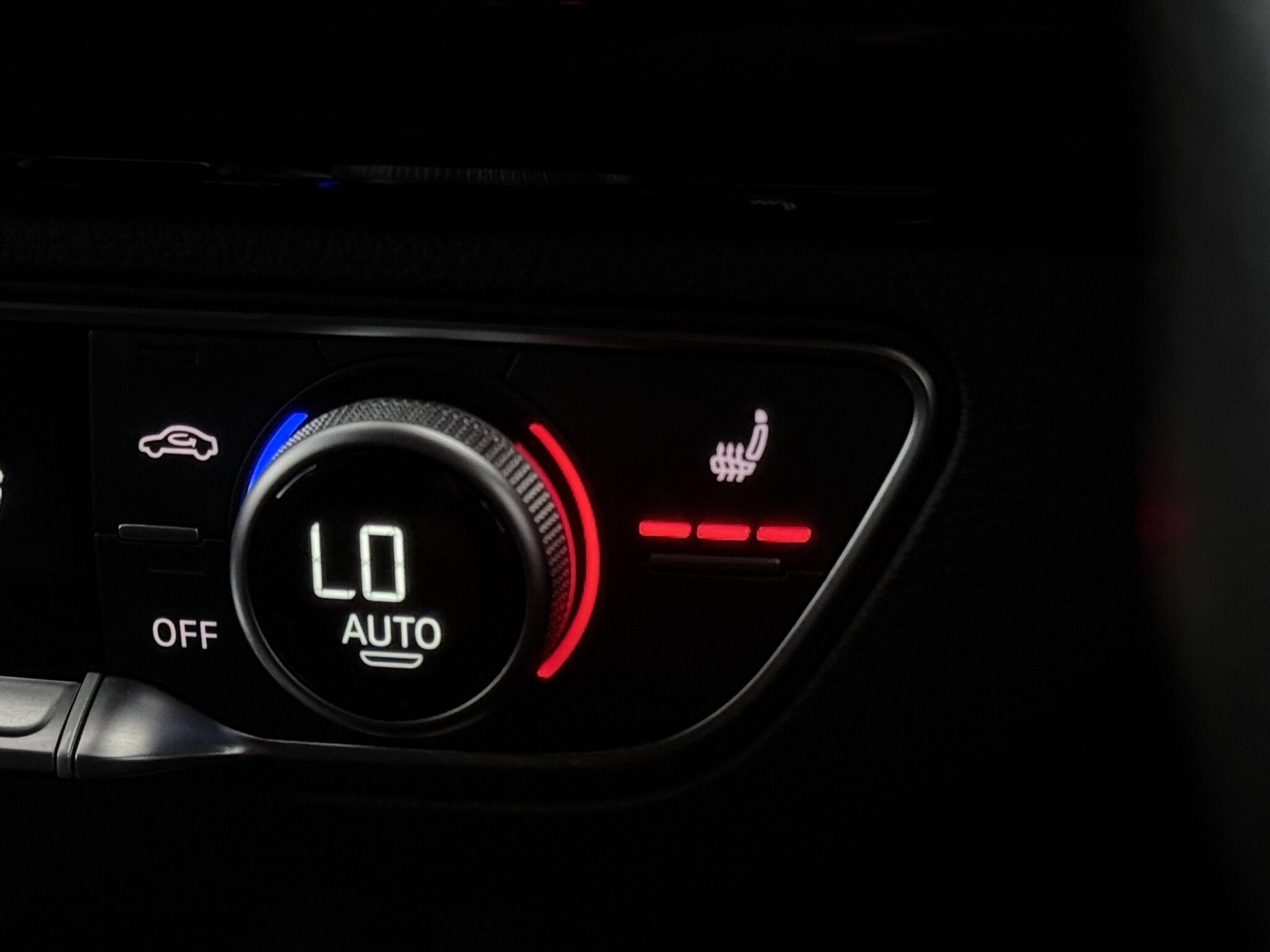 Audi Q5 view 23