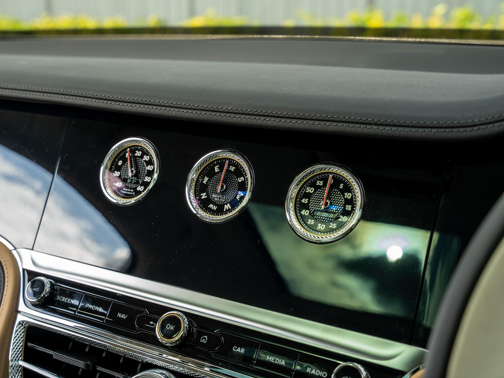 Bentley Flying Spur view 30