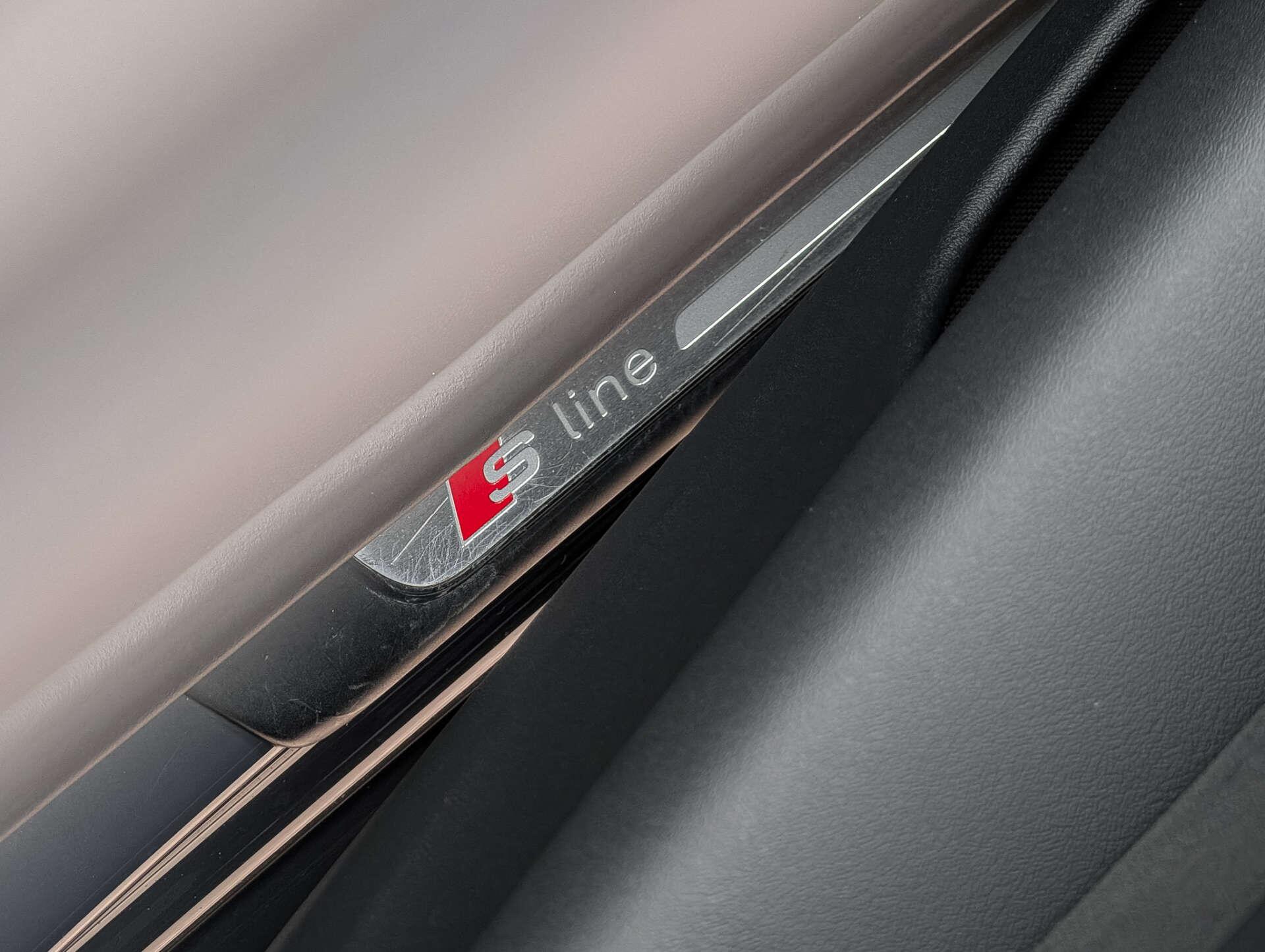 Audi TT view 25