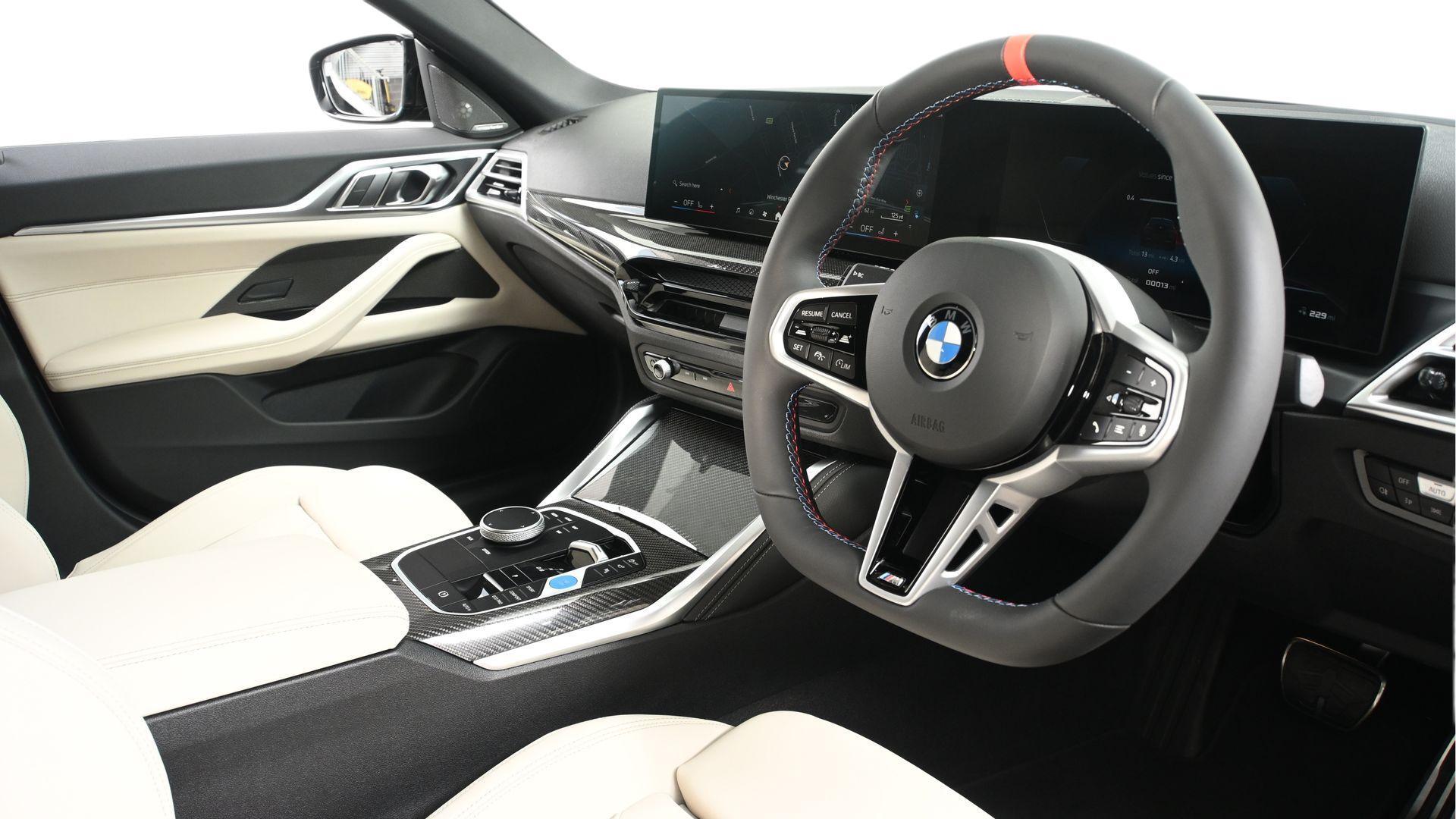BMW i4 view 6