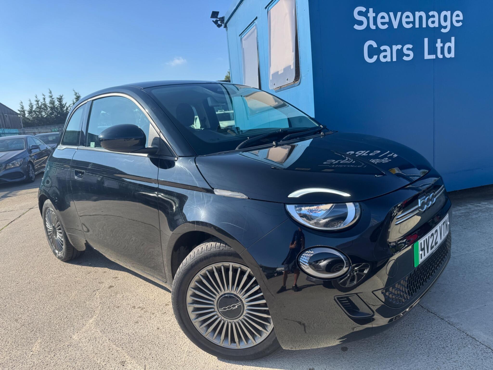 2022 Fiat 500e in Black for sale