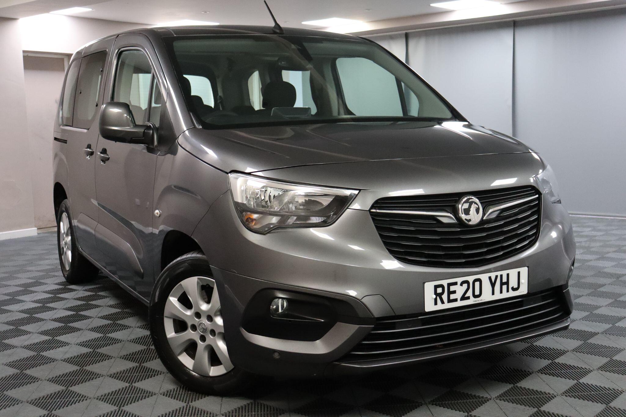 Vauxhall Combo Life view 19