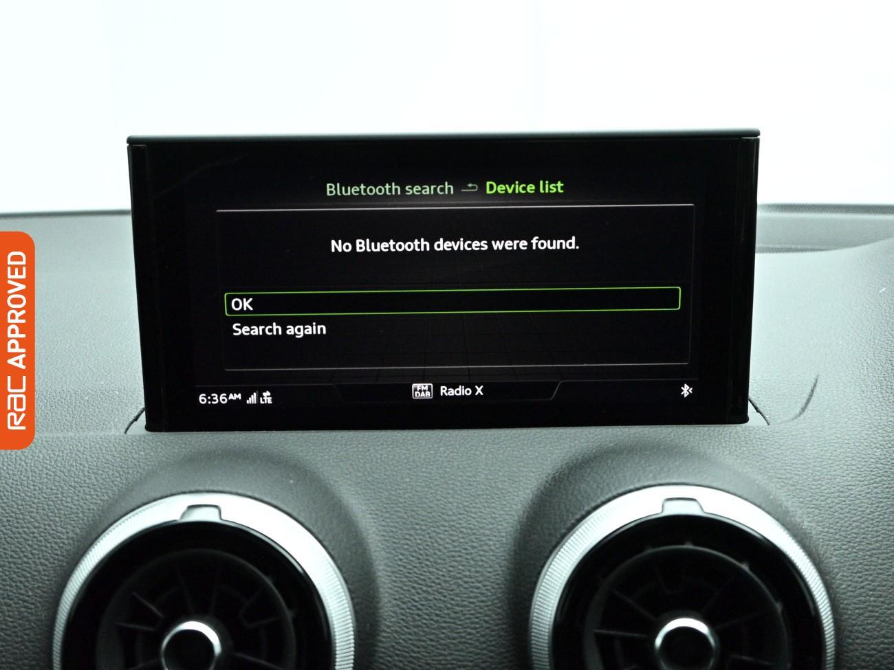 Audi Q2 view 15
