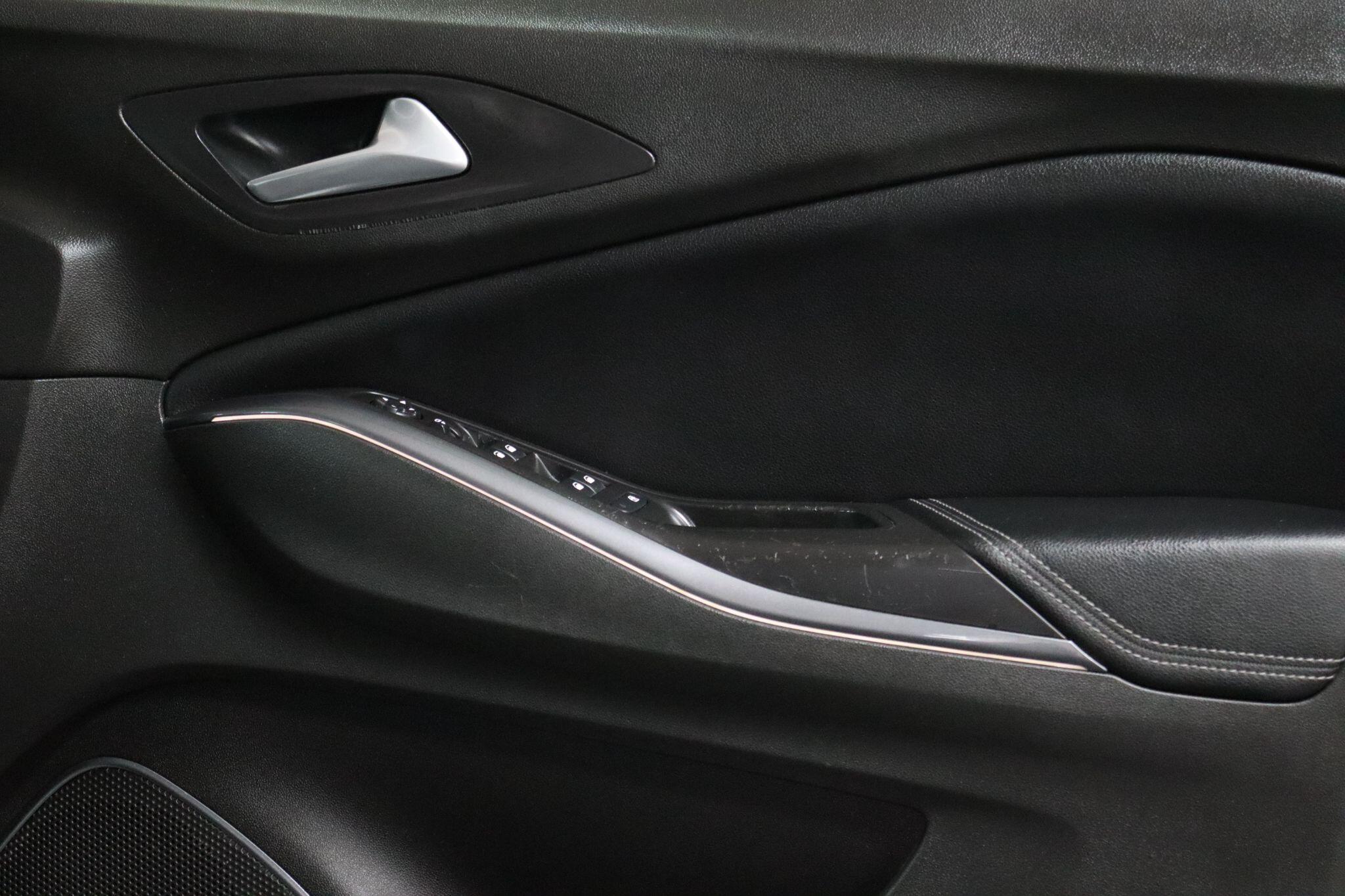 Vauxhall Grandland X view 36