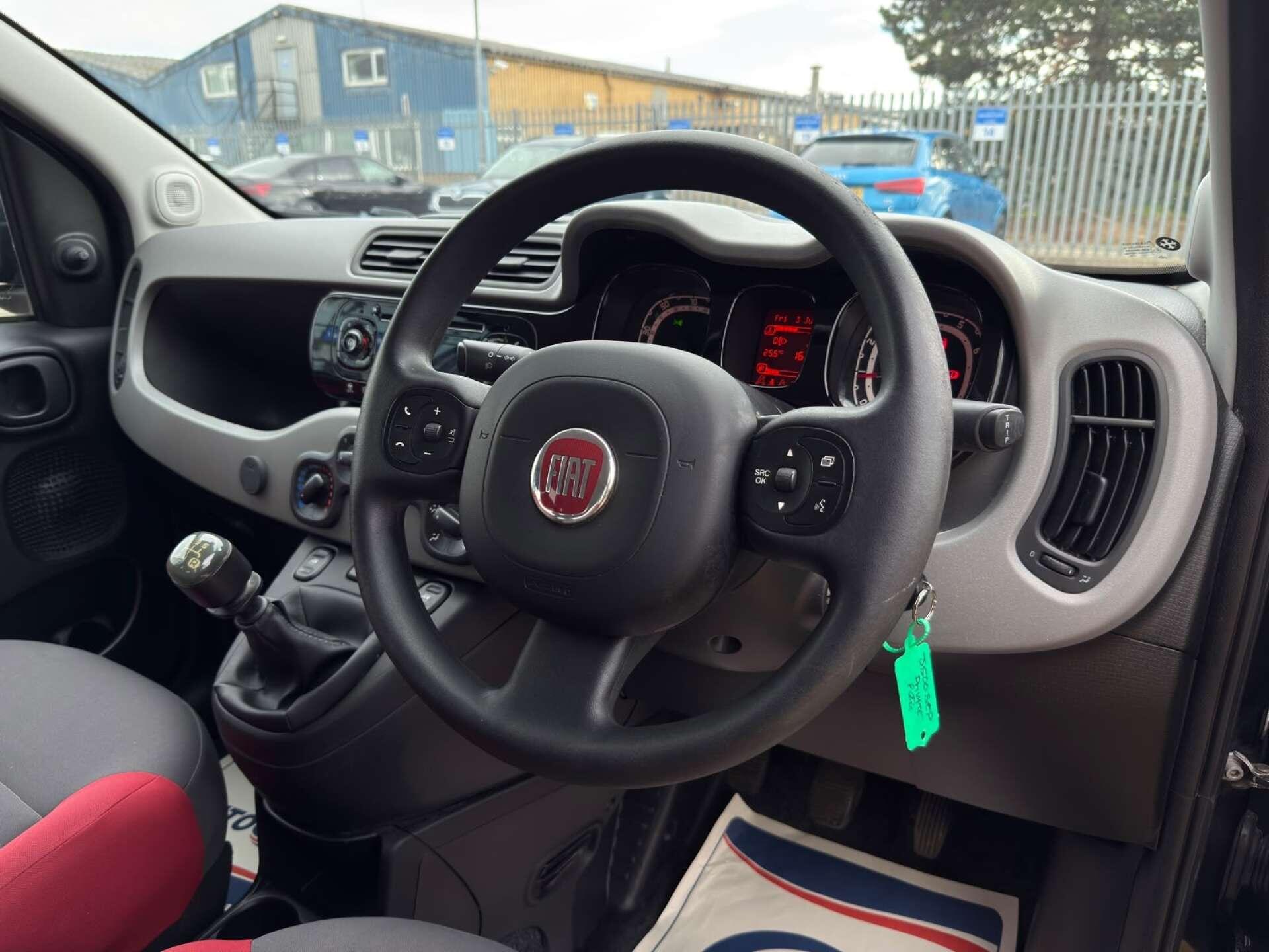 Fiat Panda view 11