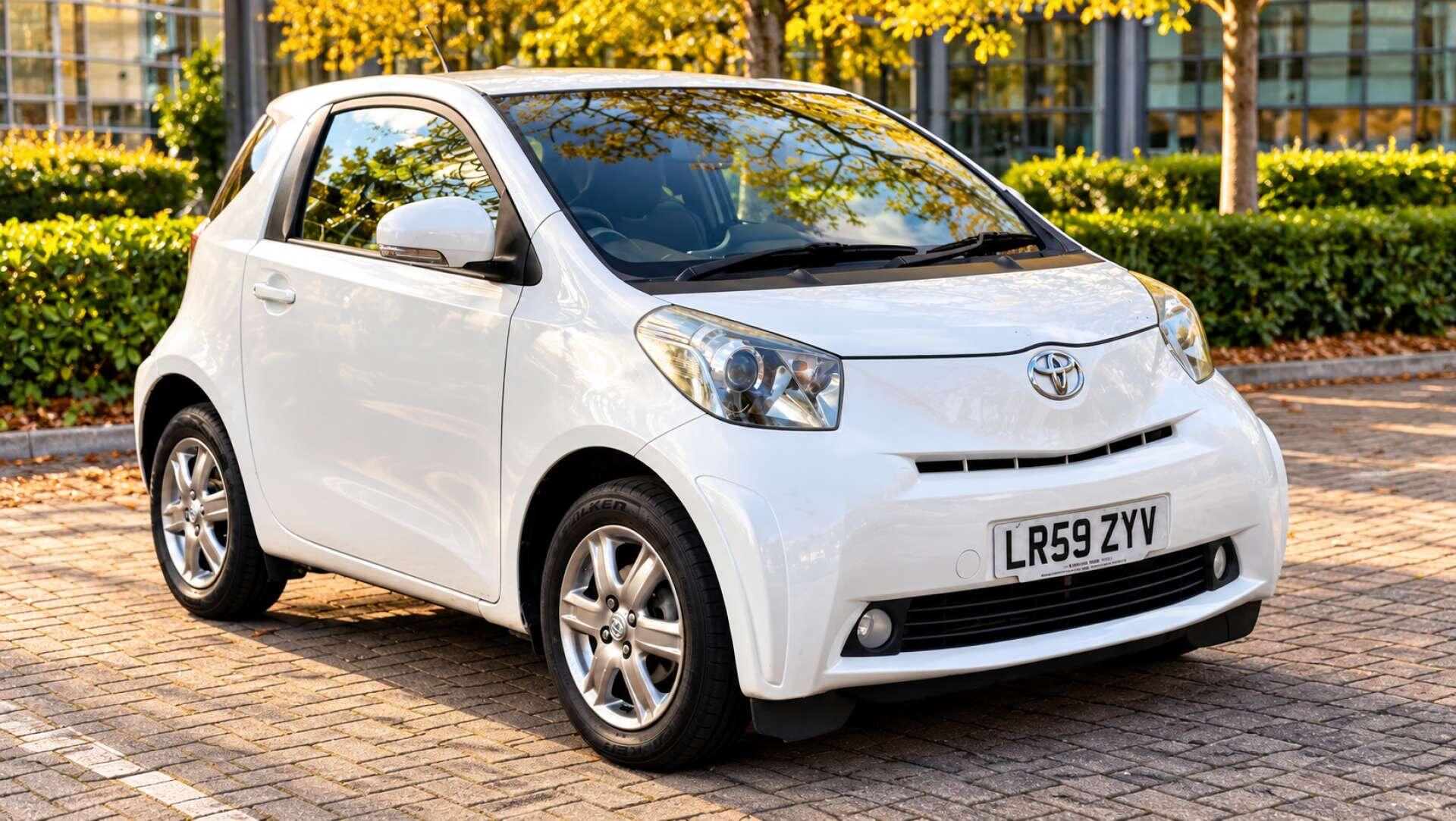 Toyota iQ