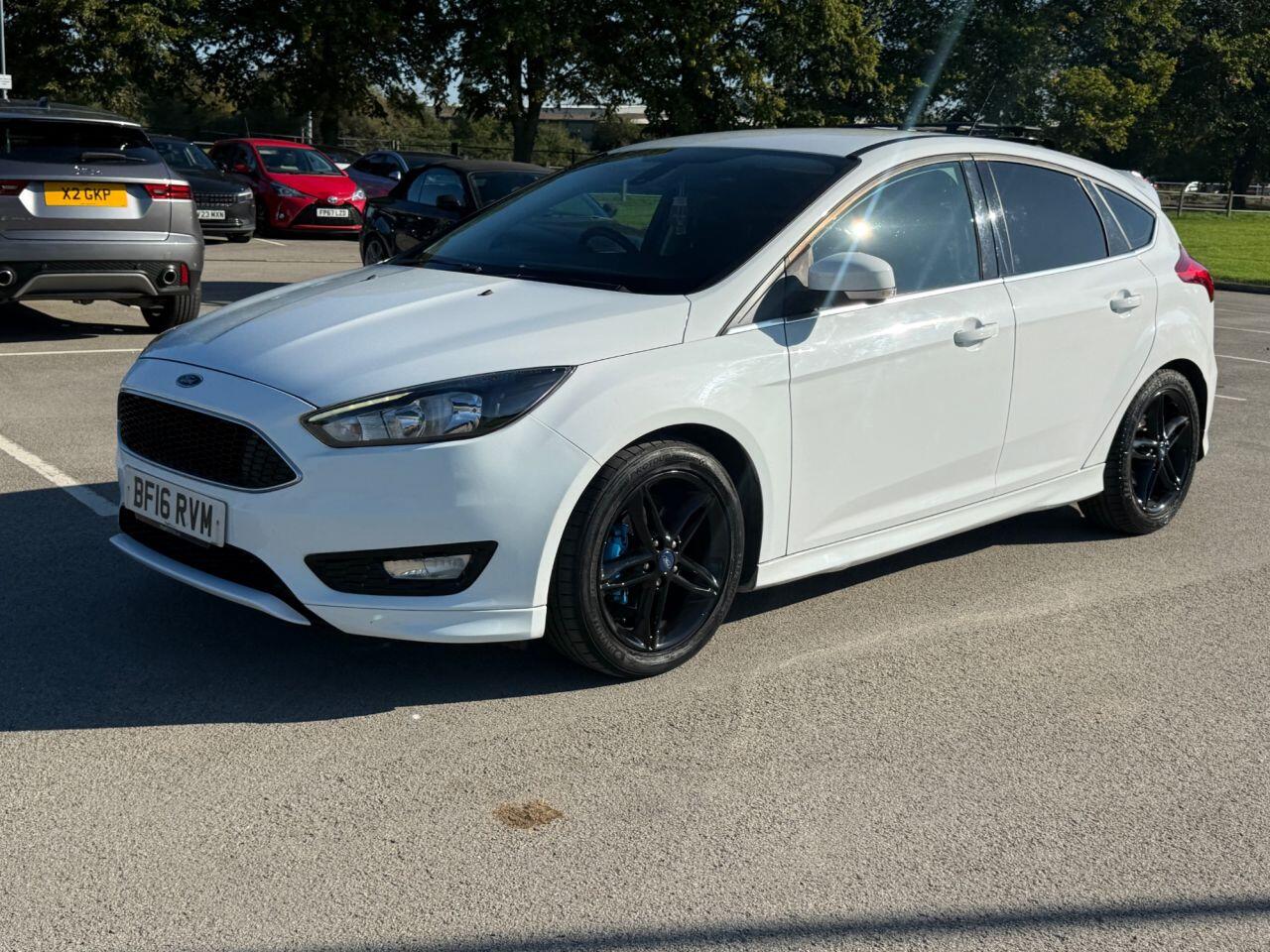 Ford Focus view 42