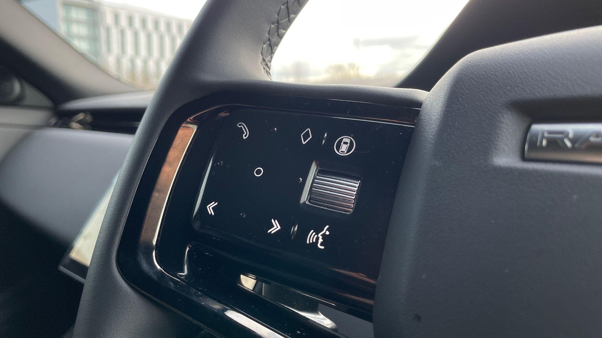 Land Rover Range Rover Evoque view 40