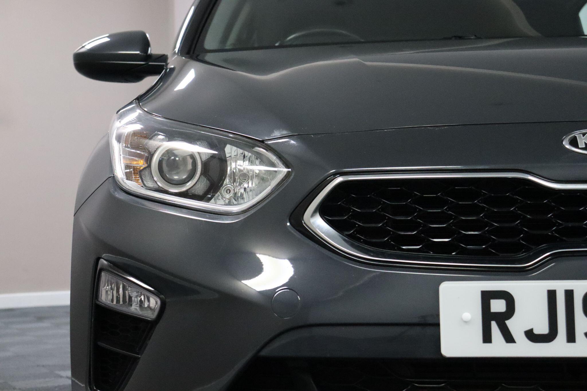 Kia Ceed view 25