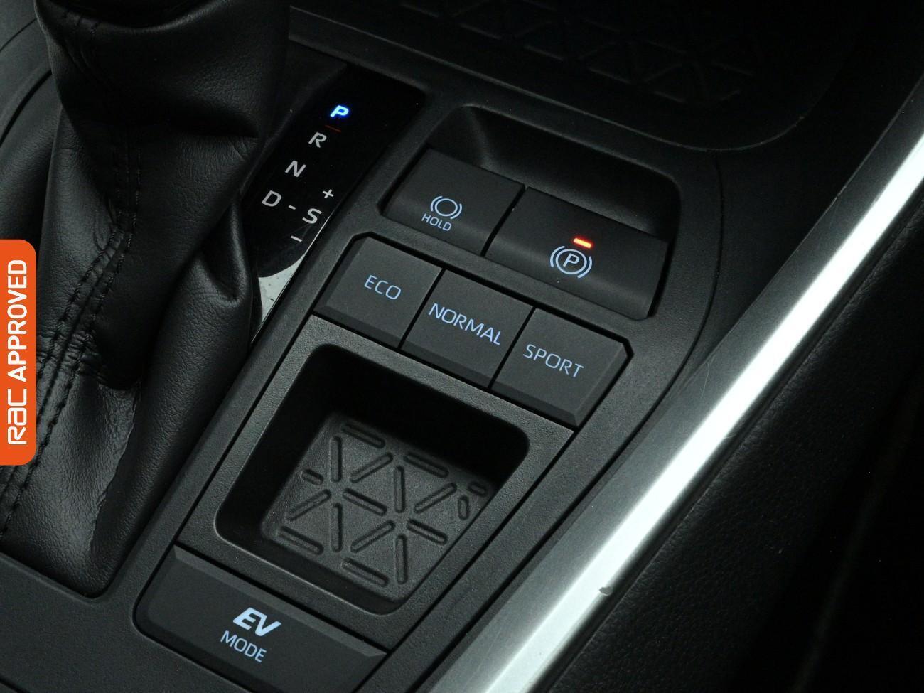 Toyota Rav4 view 15