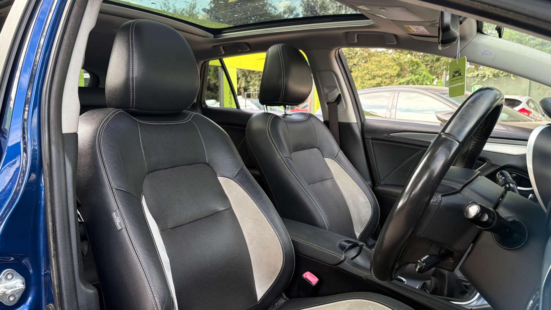 Toyota Avensis view 8