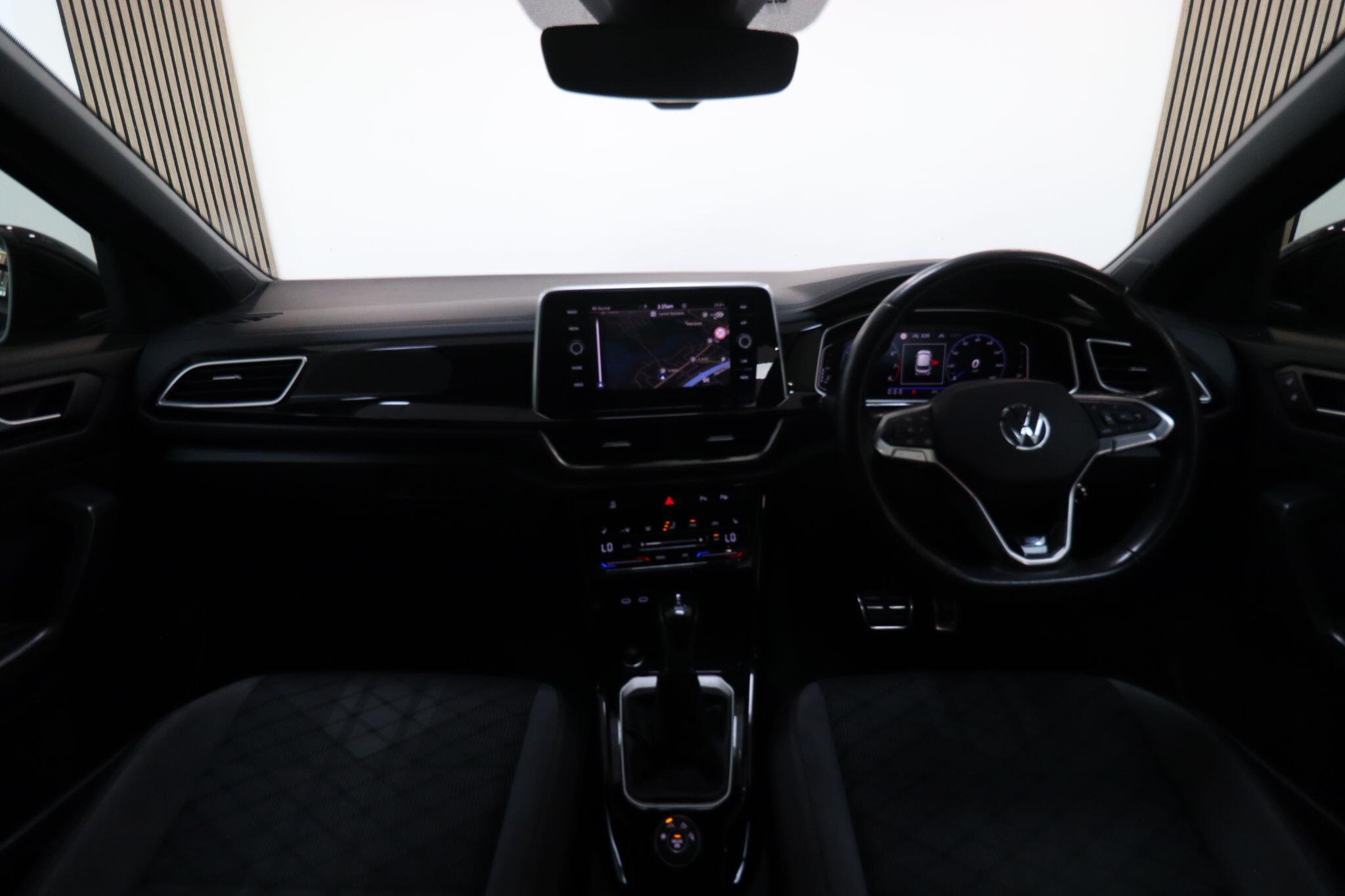 Volkswagen T-Roc view 45