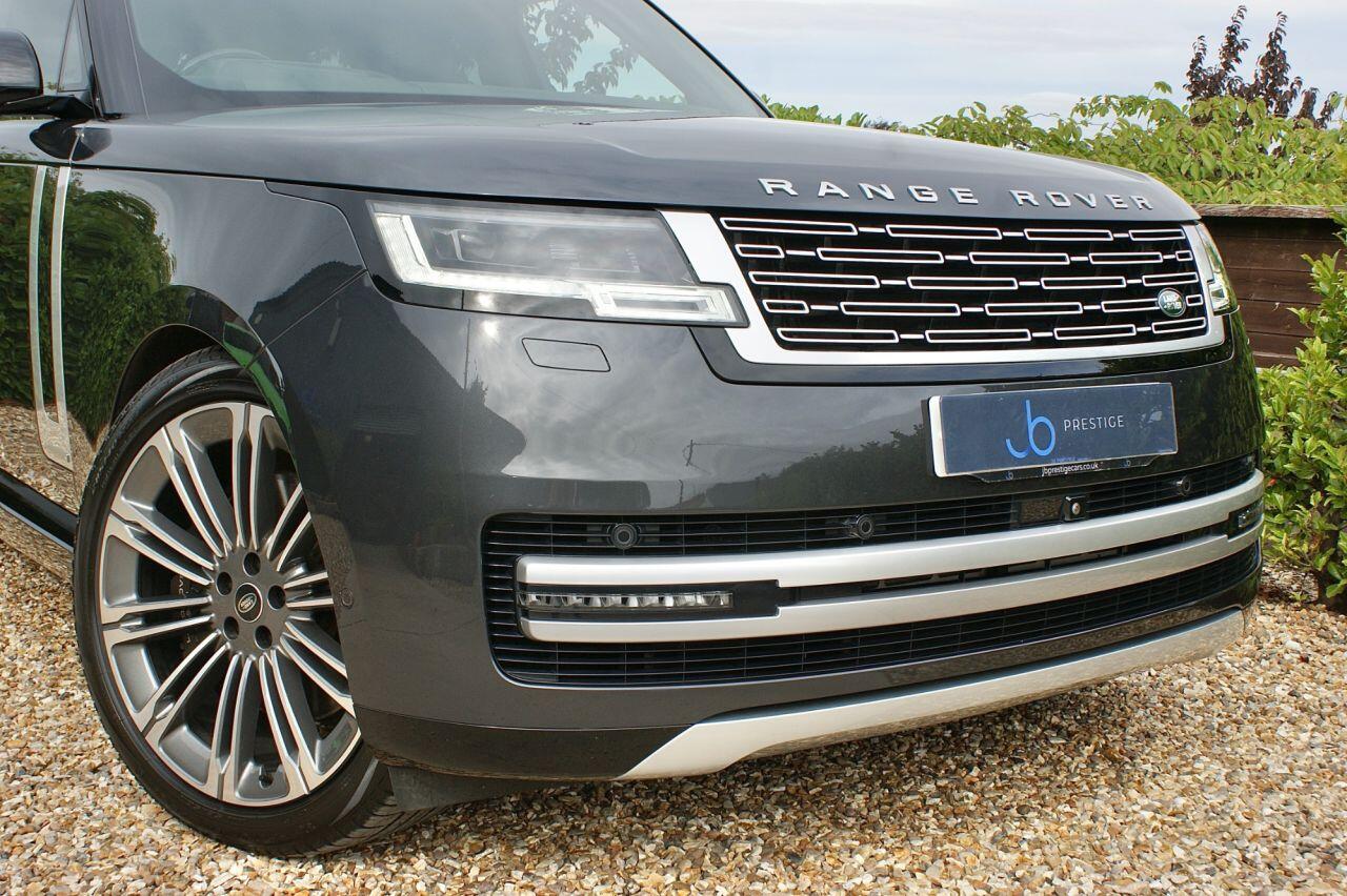 Land Rover Range Rover view 5