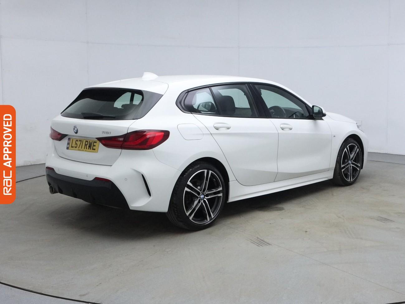 BMW 1 Series view 29