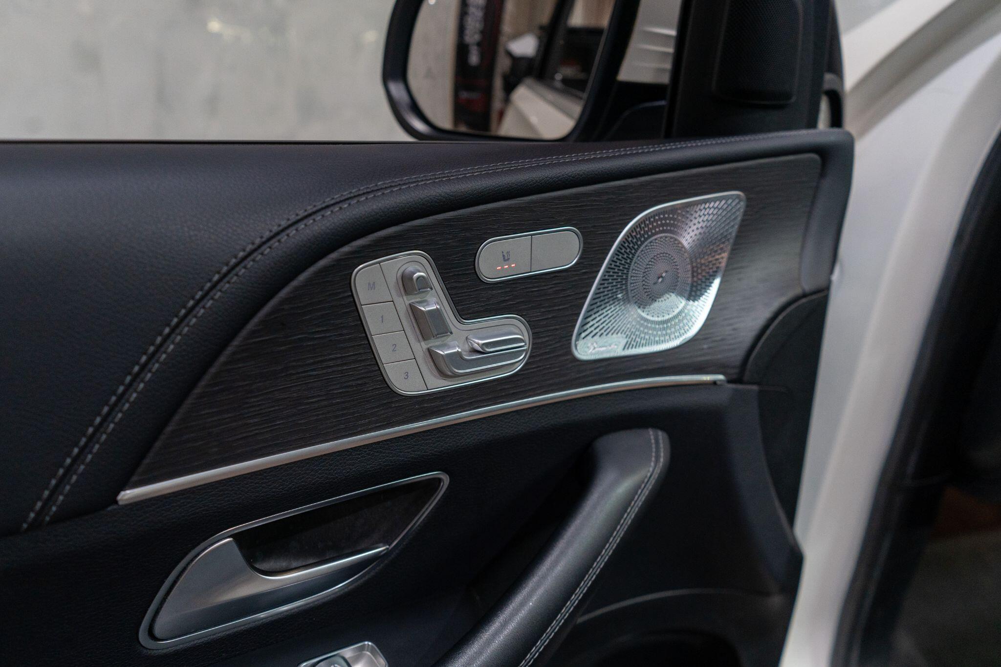 Mercedes-Benz GLE view 41