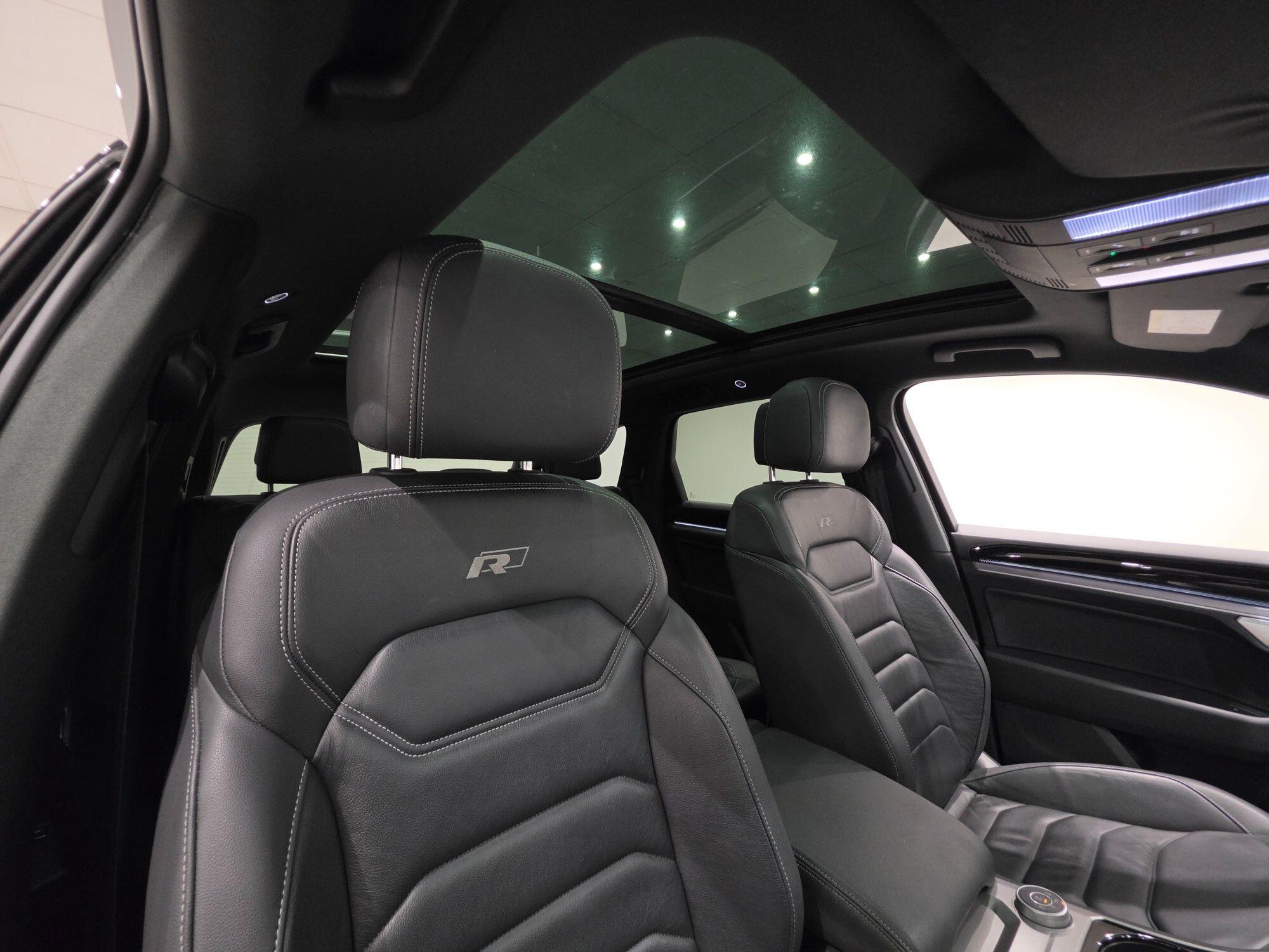 Volkswagen Touareg view 89