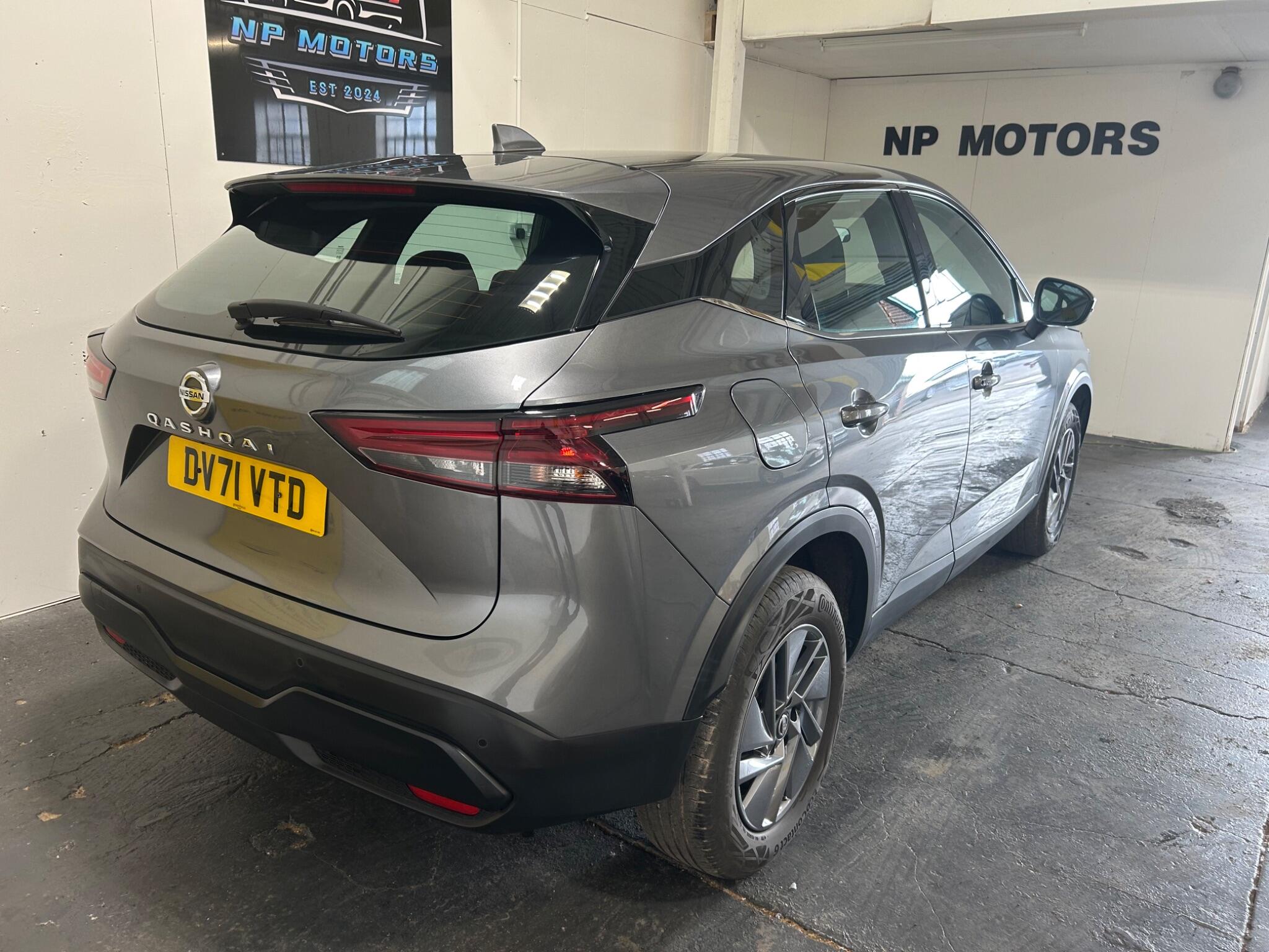2021 Nissan Qashqai 1.3 DIG-T MHEV Acenta Premium Euro 6 (s/s) 5dr • 21,764 miles image 11