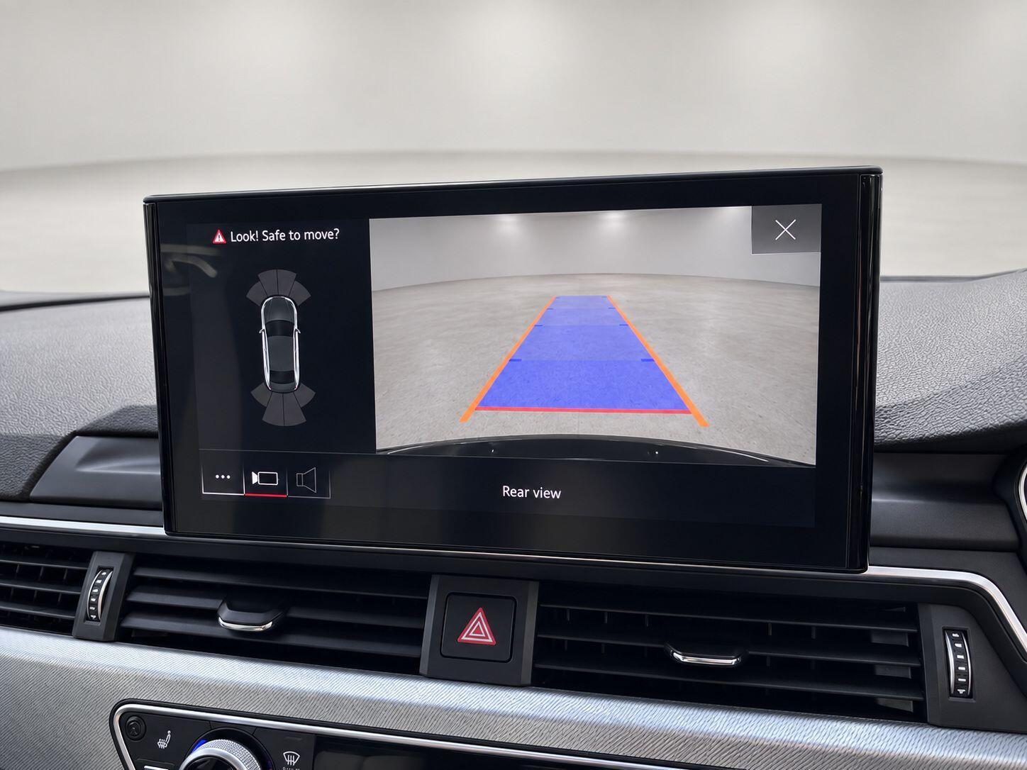 Audi A4 view 19