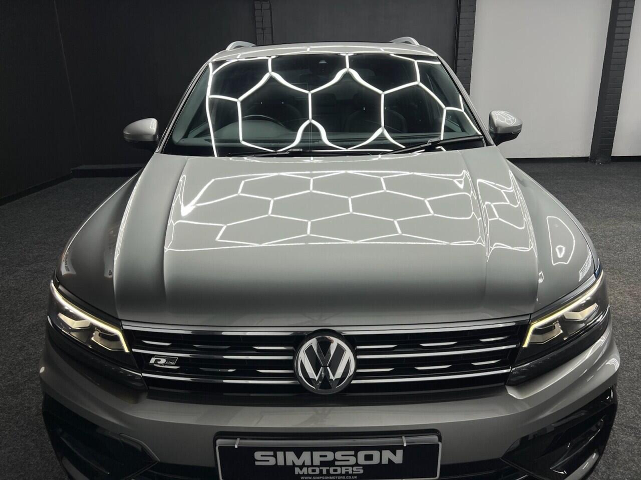 Volkswagen Tiguan view 20