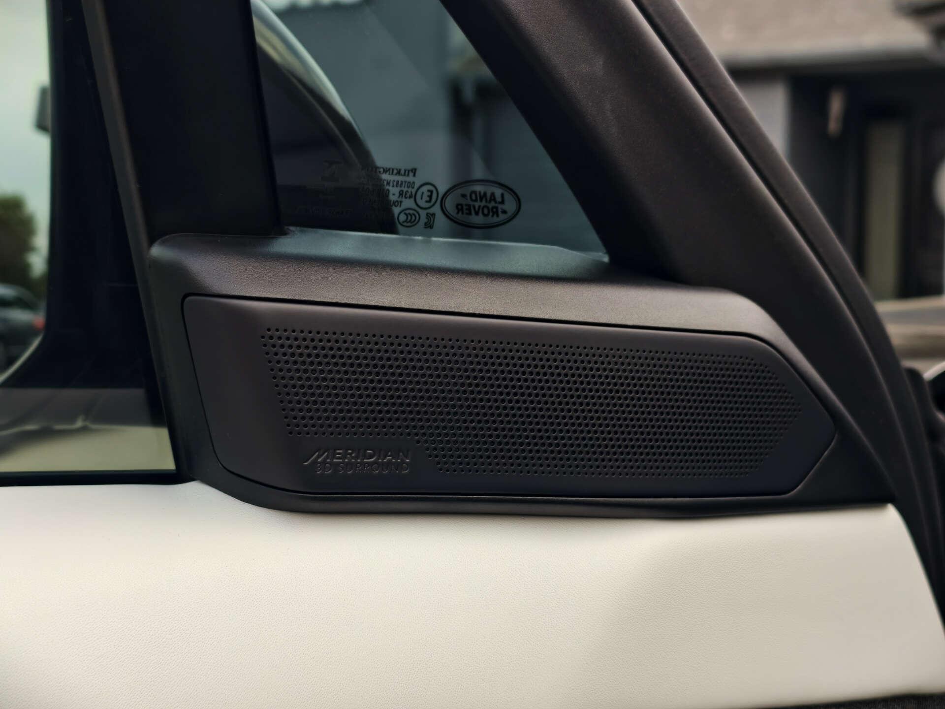 Land Rover Range Rover Sport view 26