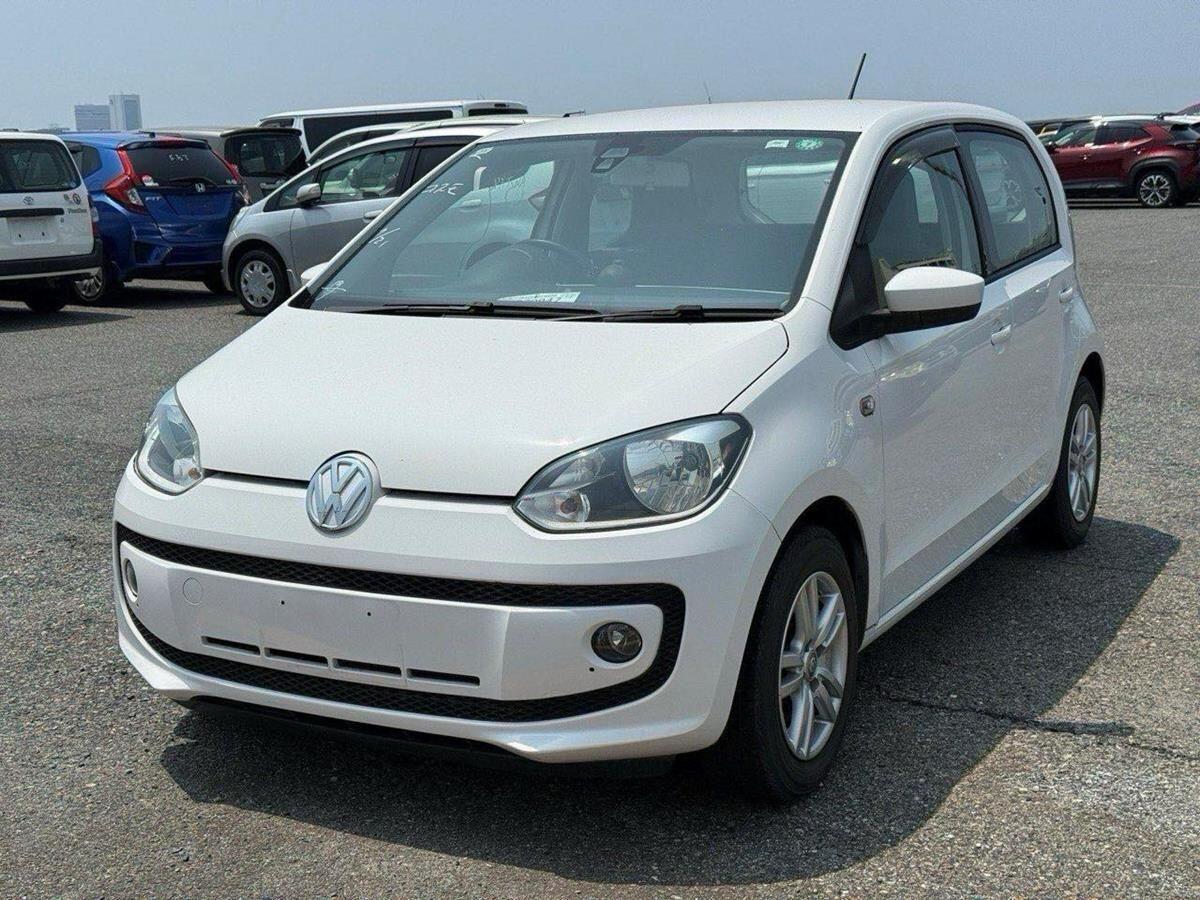 Volkswagen Up! view 5