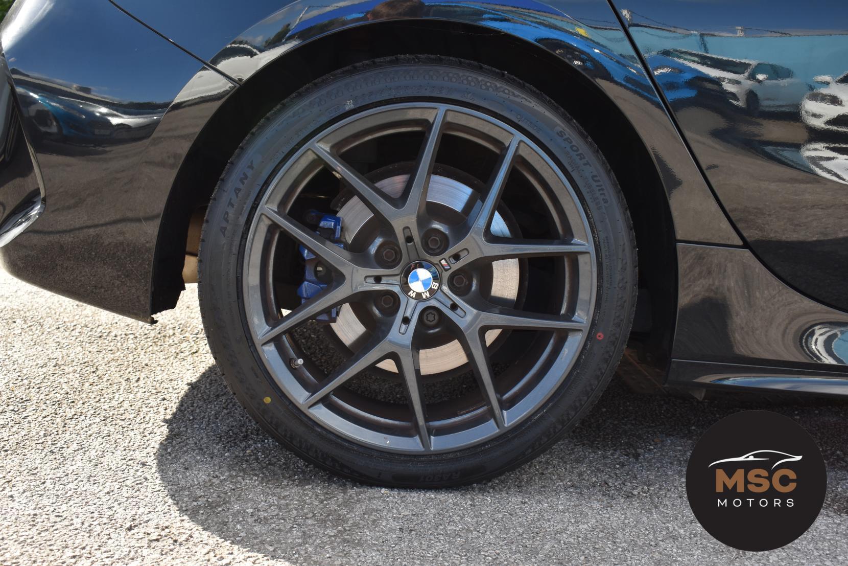 BMW 1 Series view 26