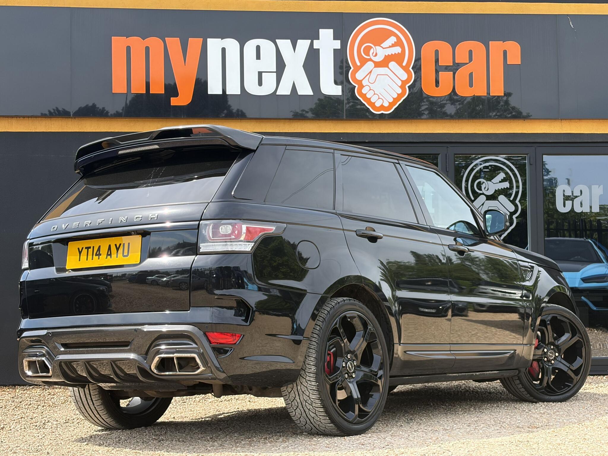 Land Rover Range Rover Sport view 11