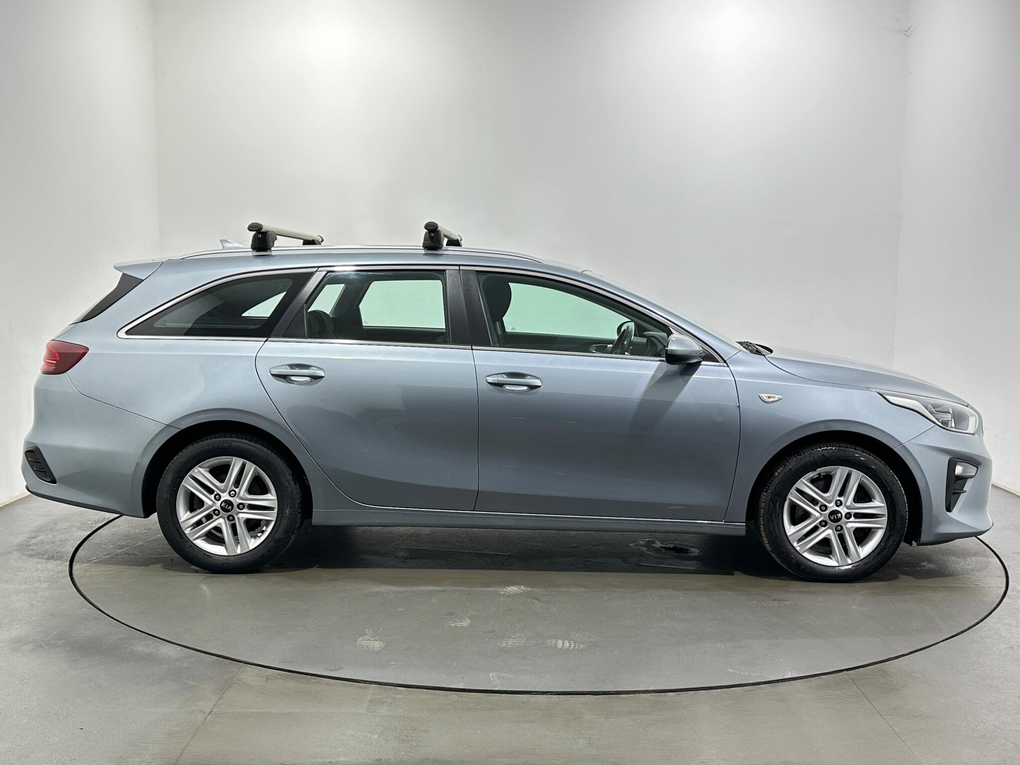 Kia Ceed view 9