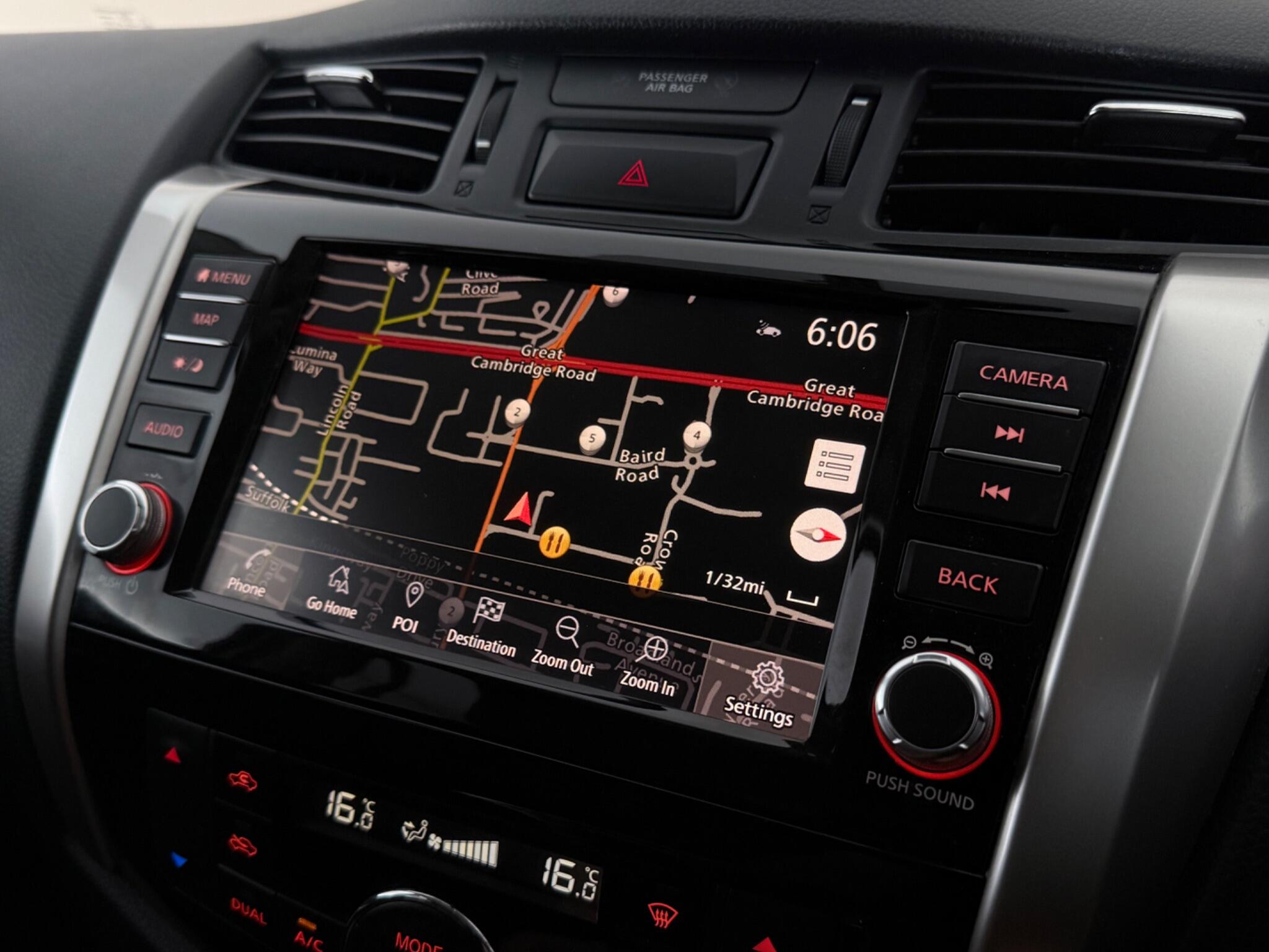 Nissan Navara view 21