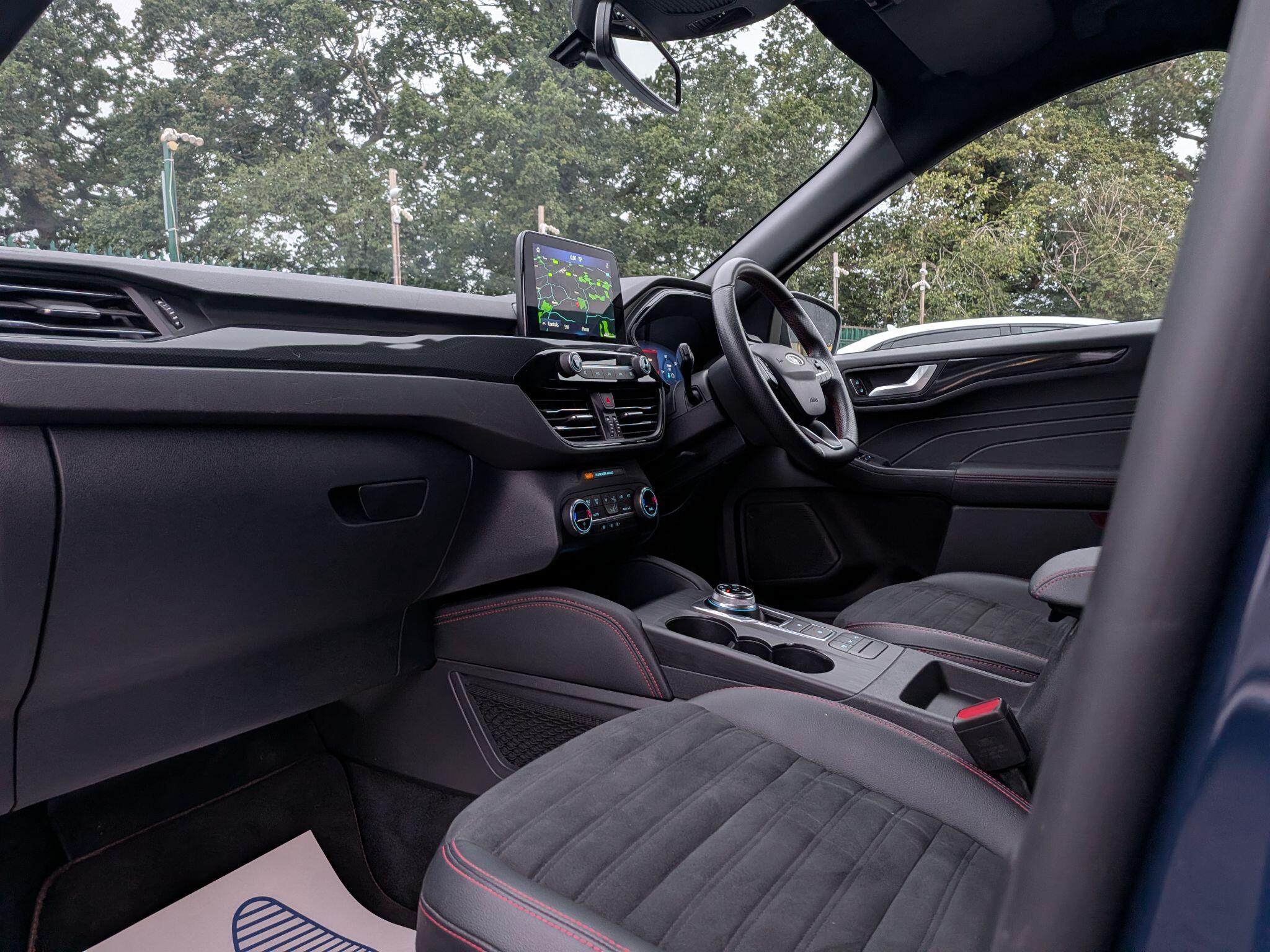 Ford Kuga view 16