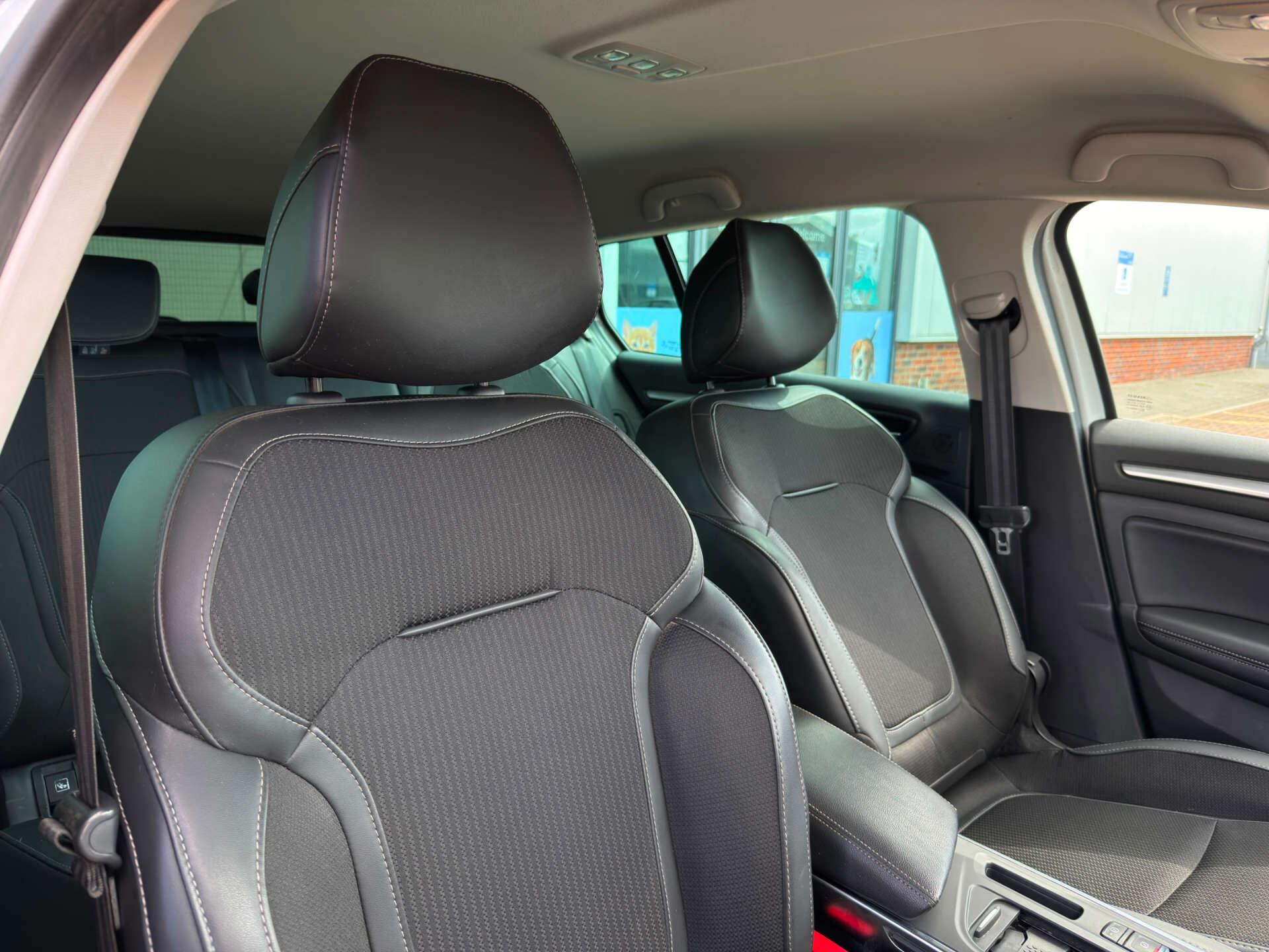 Renault Megane view 14