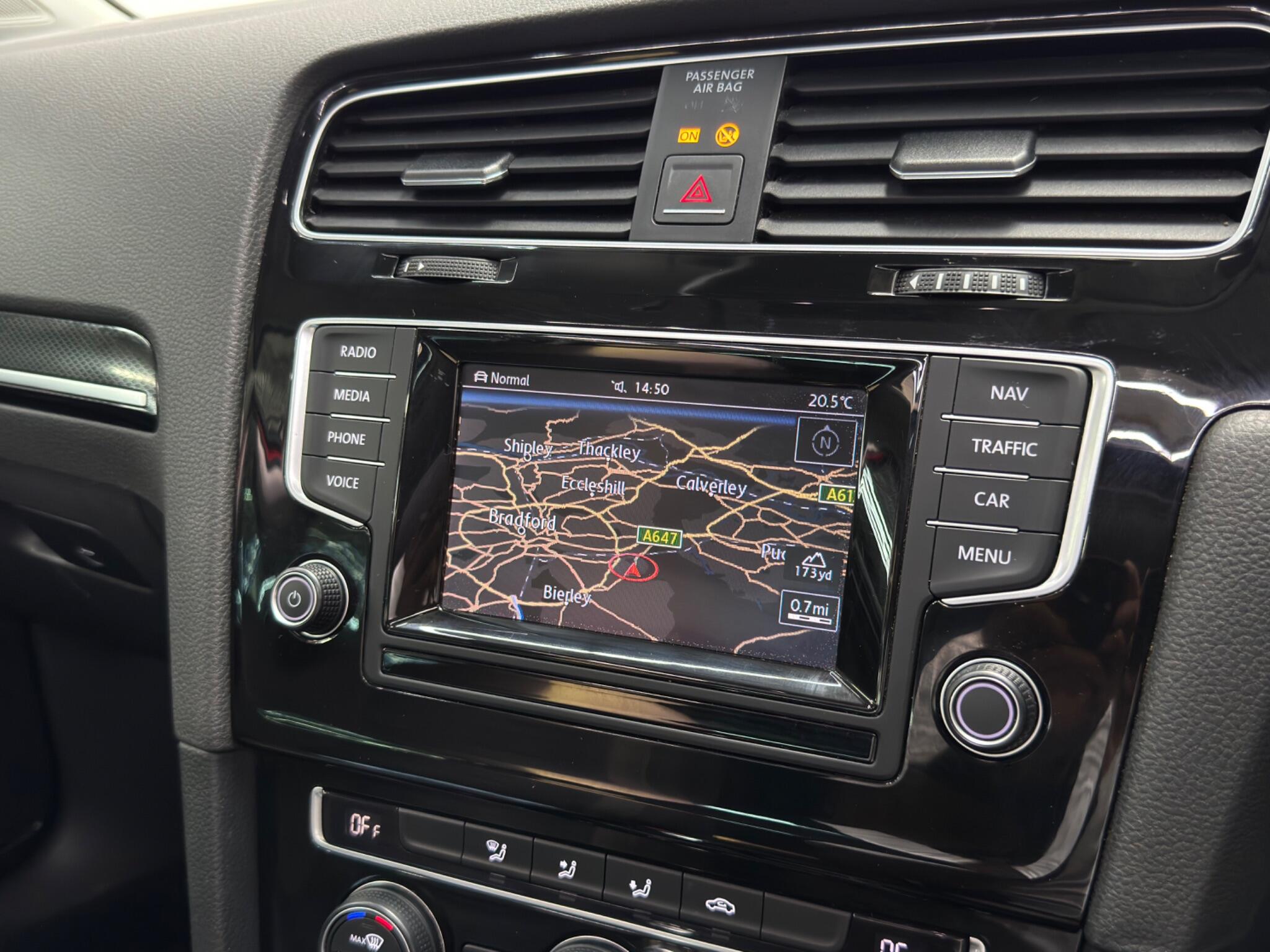 Volkswagen Golf view 10