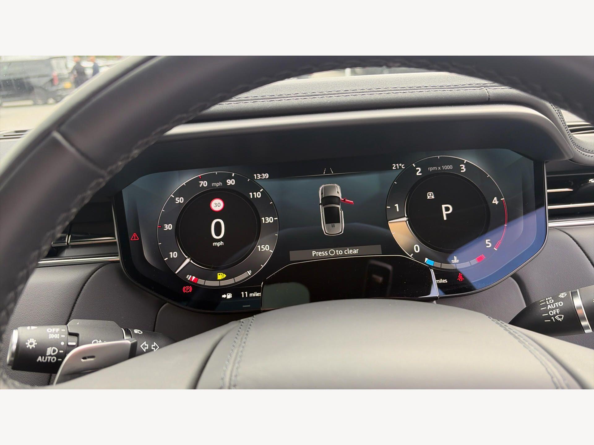 Land Rover Range Rover Sport view 19