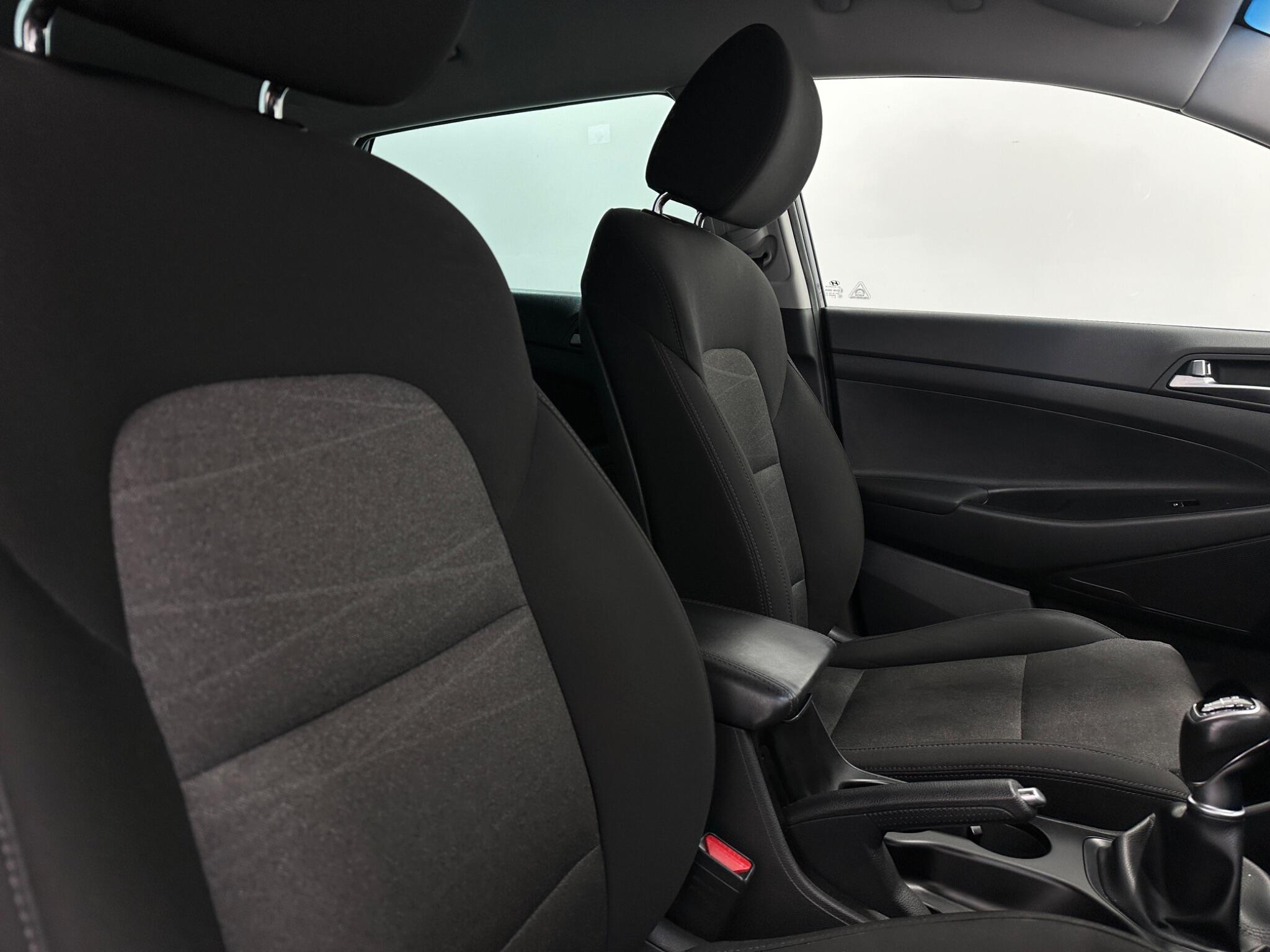 Hyundai Tucson view 30