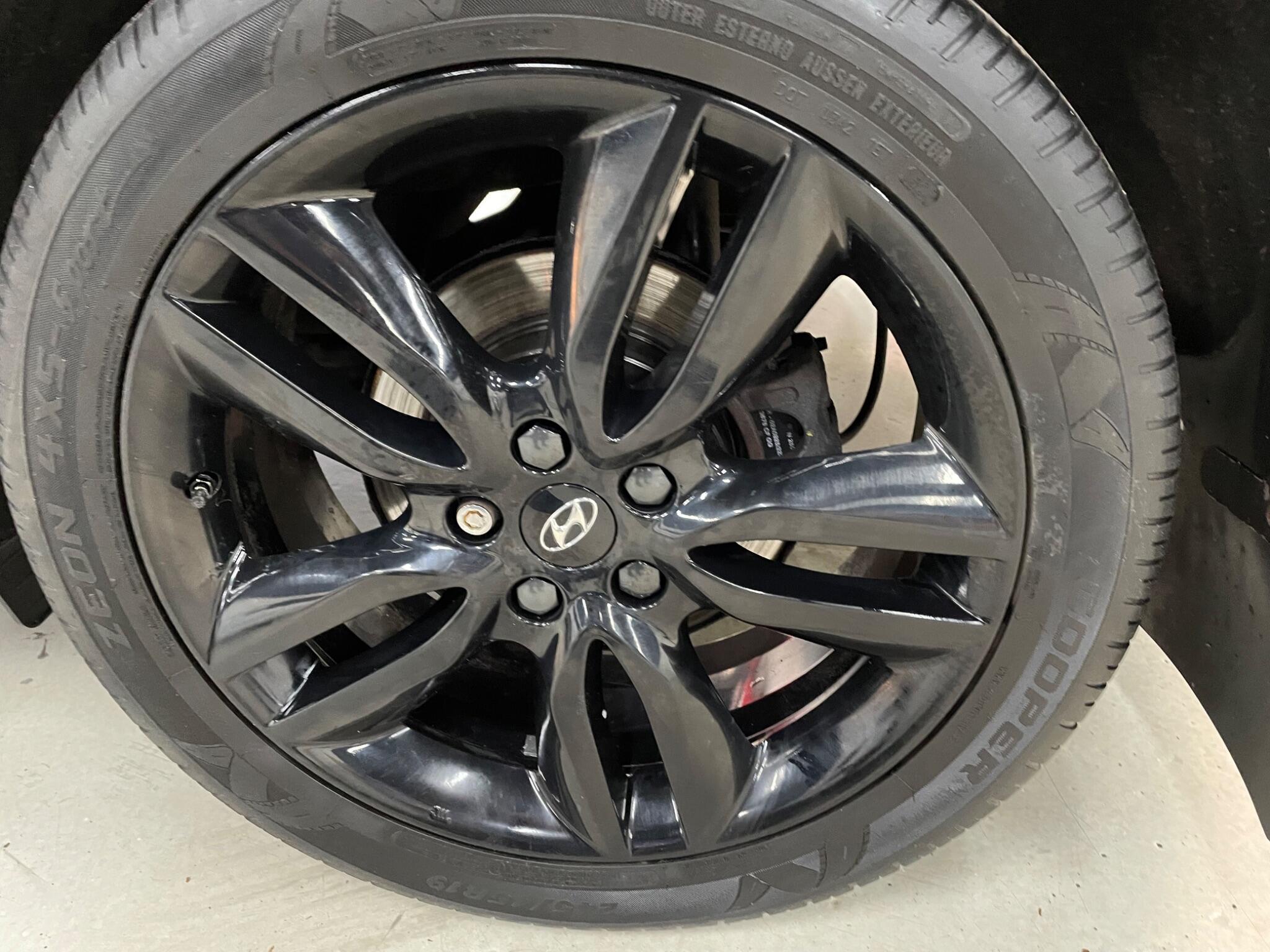 Hyundai Tucson view 22