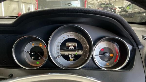 Mercedes-Benz C Class view 12