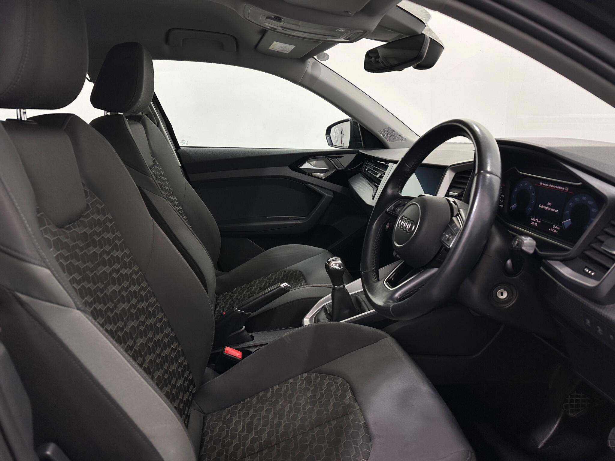 Audi A1 view 30