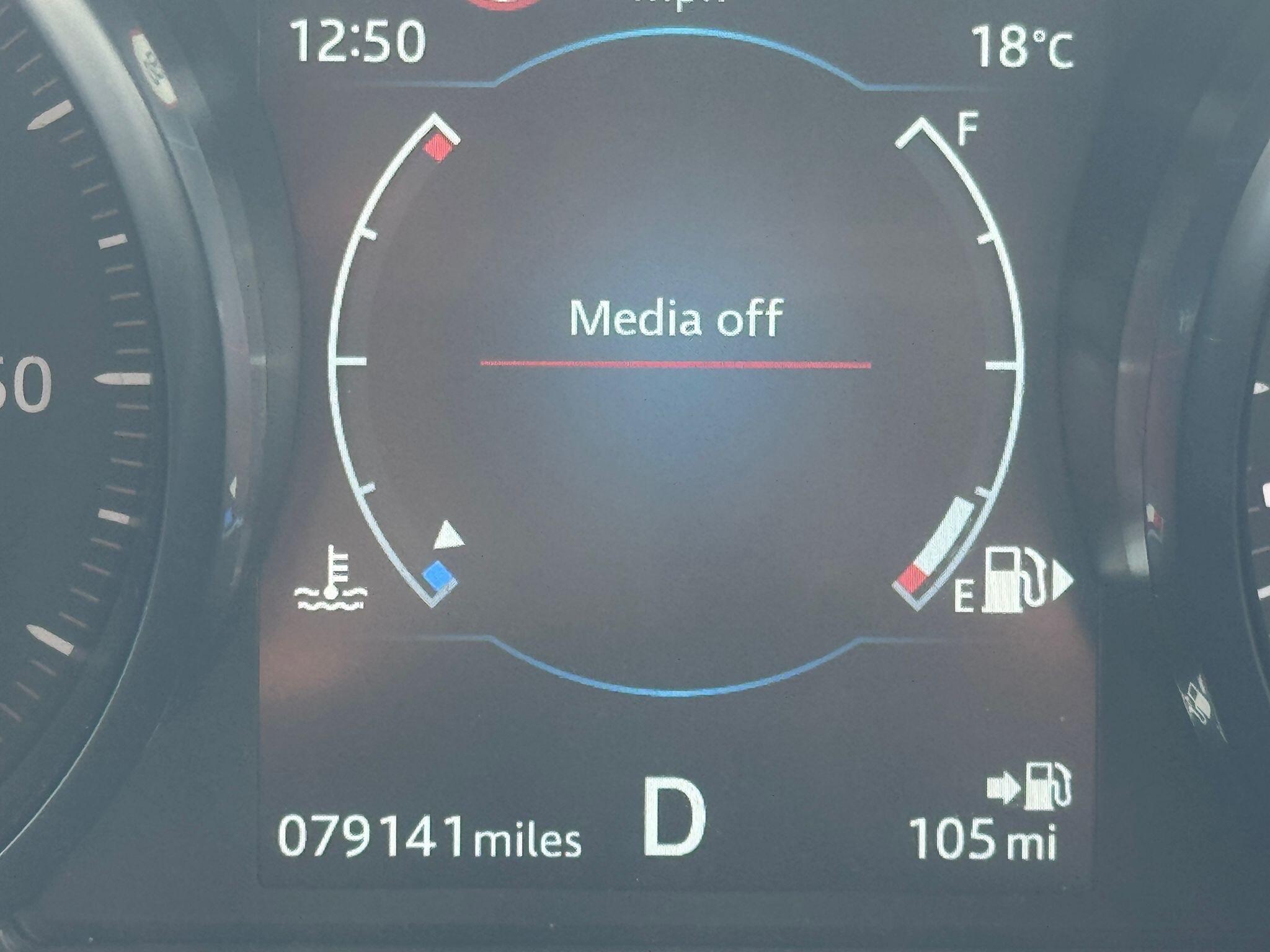 Jaguar F-Pace view 35