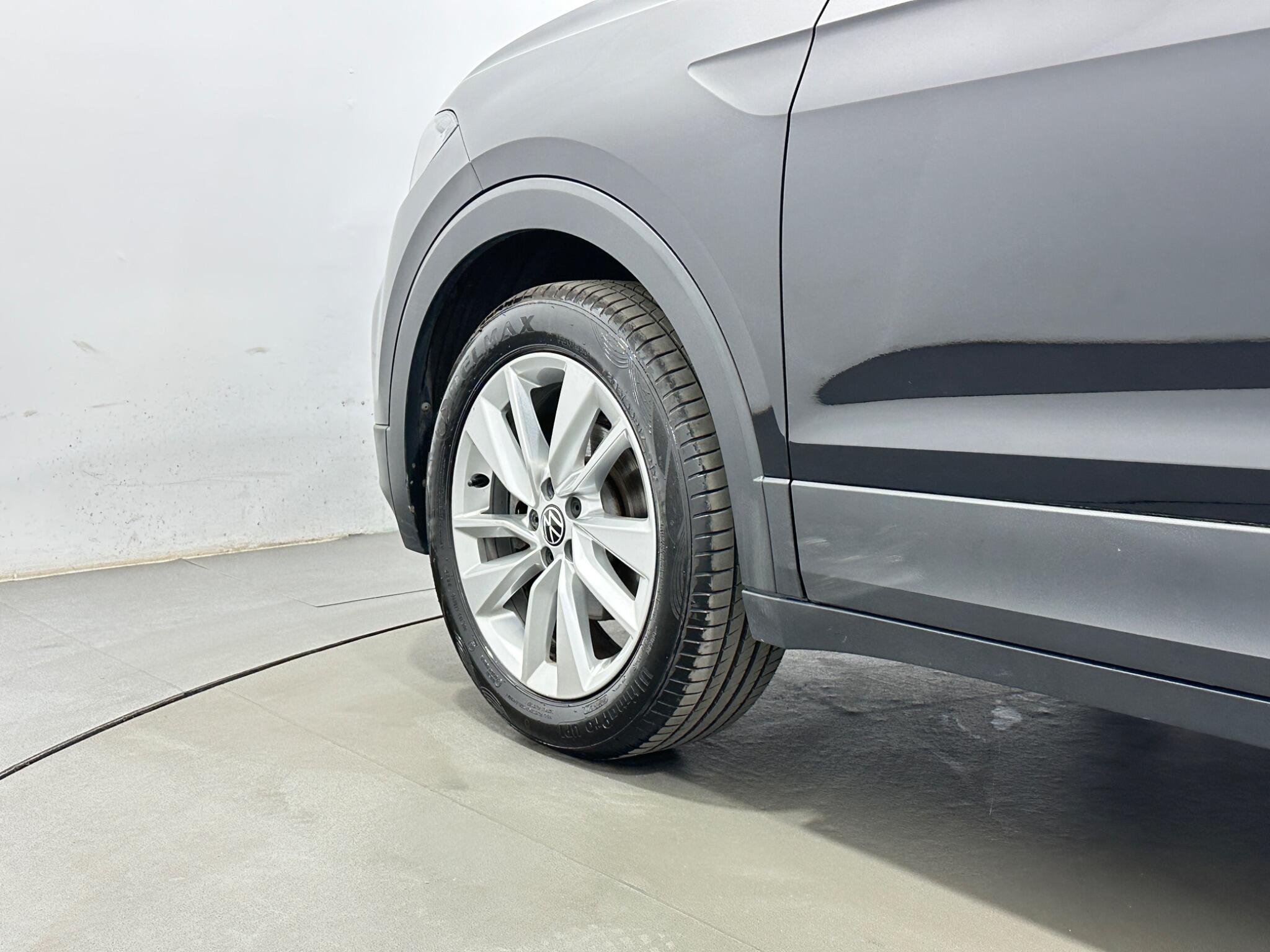 Volkswagen T-Cross view 50
