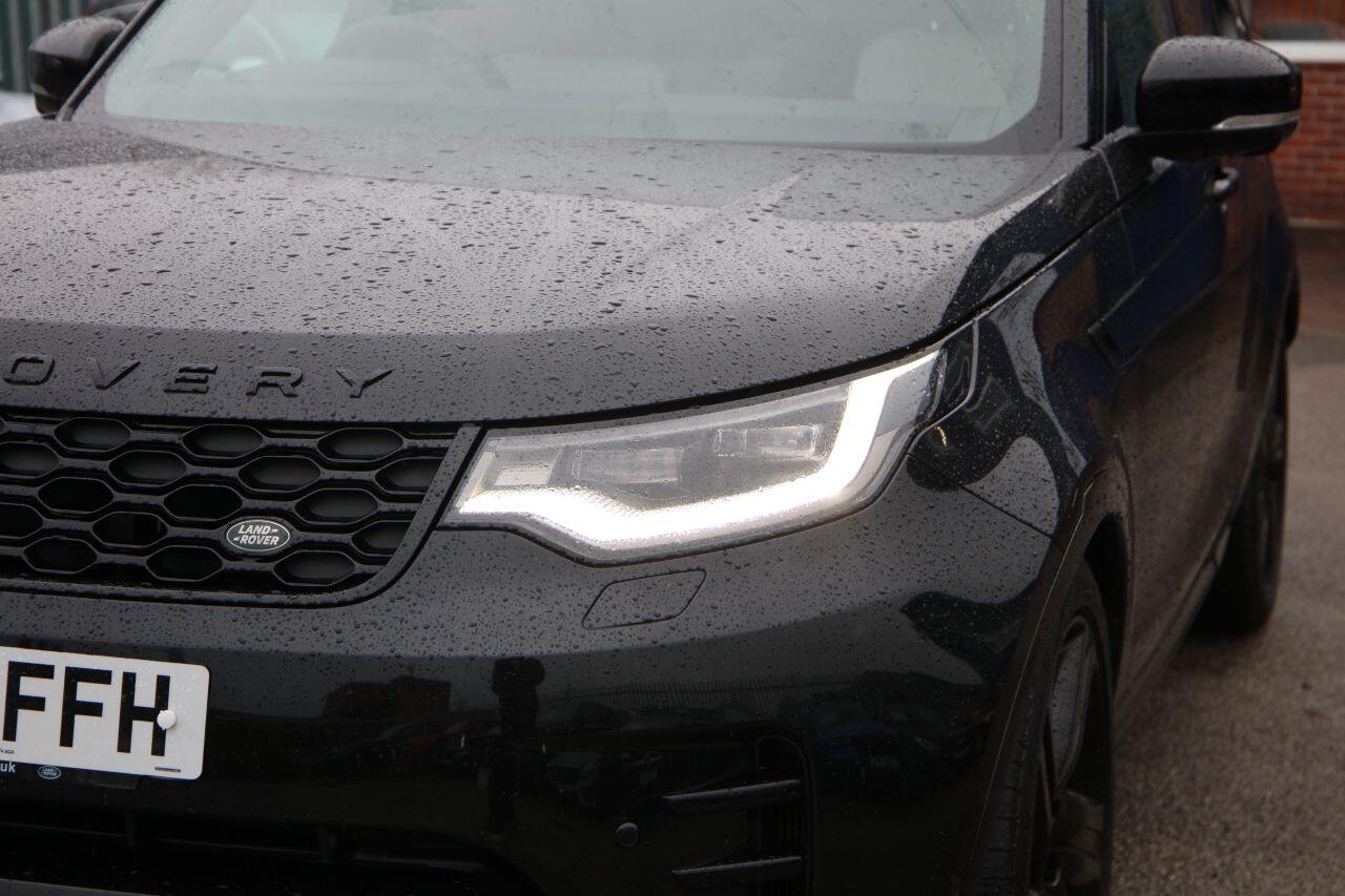 Land Rover Discovery view 17