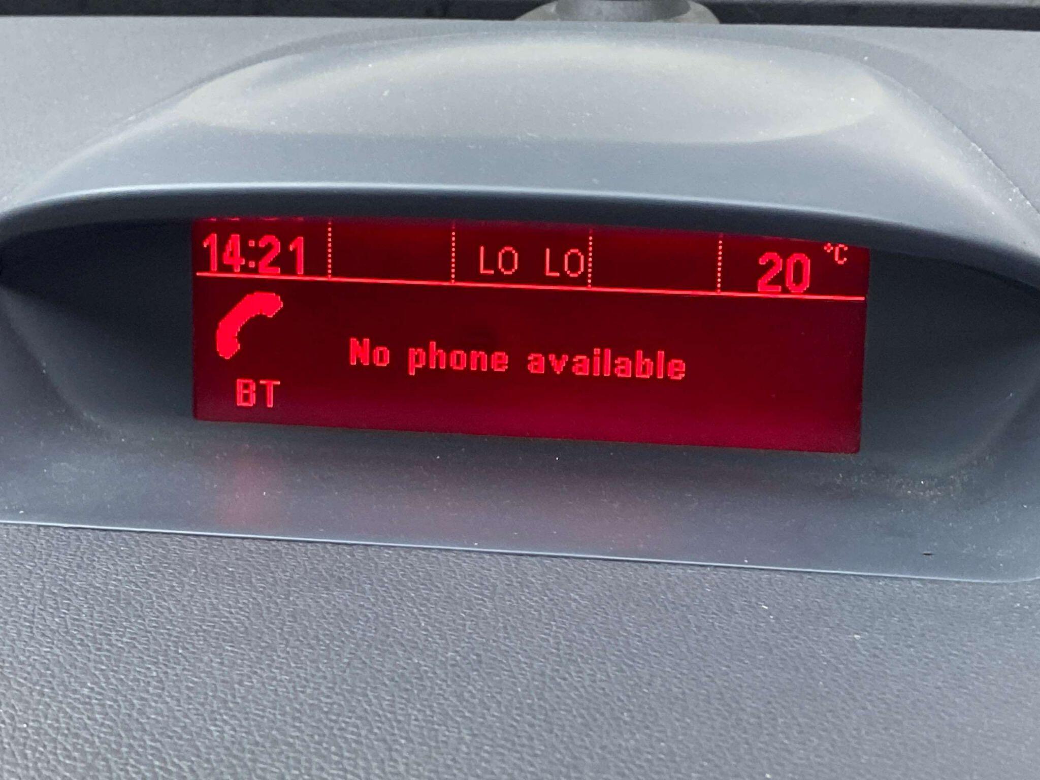 Vauxhall Mokka view 83